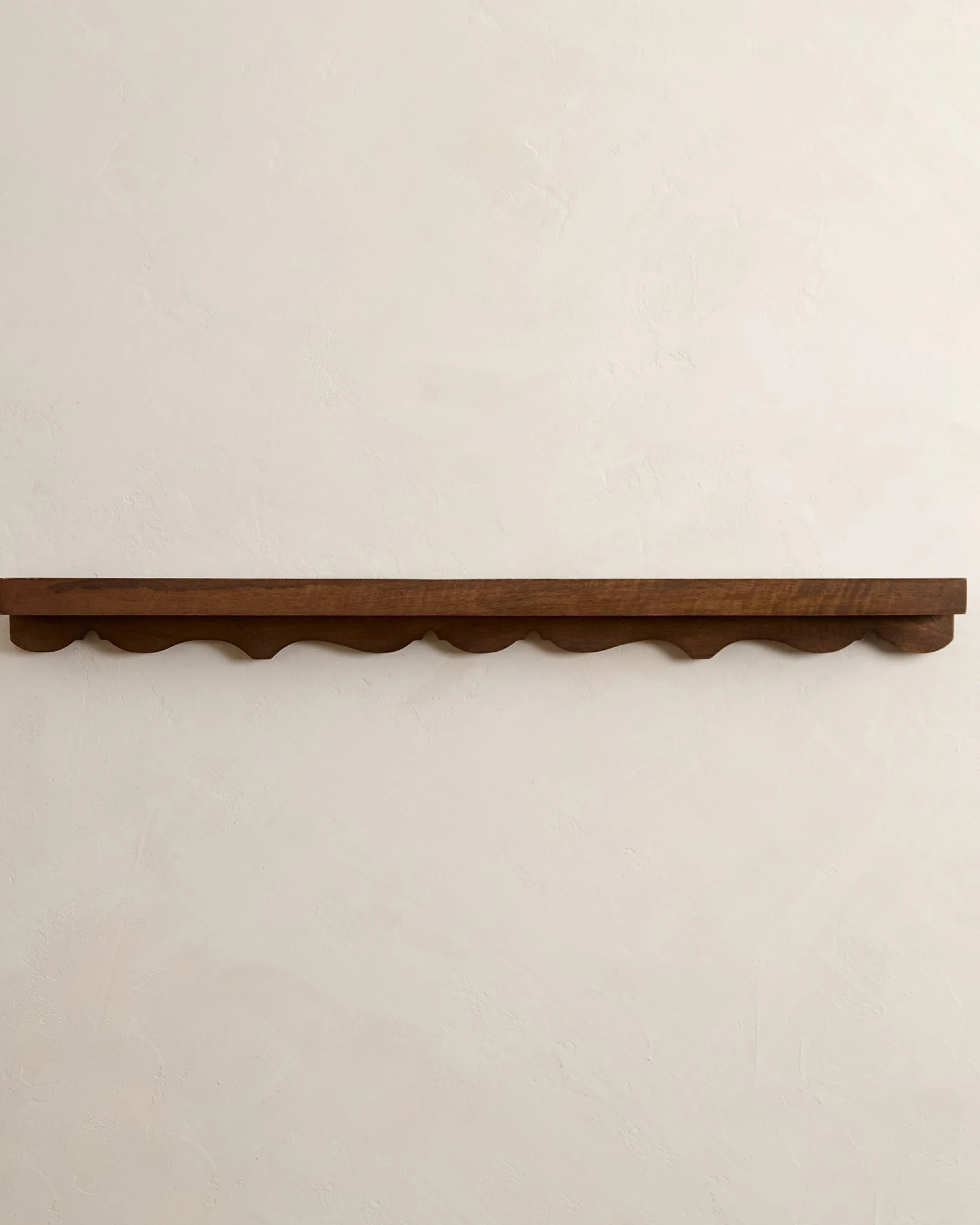 VND8329 Craftmachine India Pvt Ltd Abigail Vintage Inspired Picture Ledge