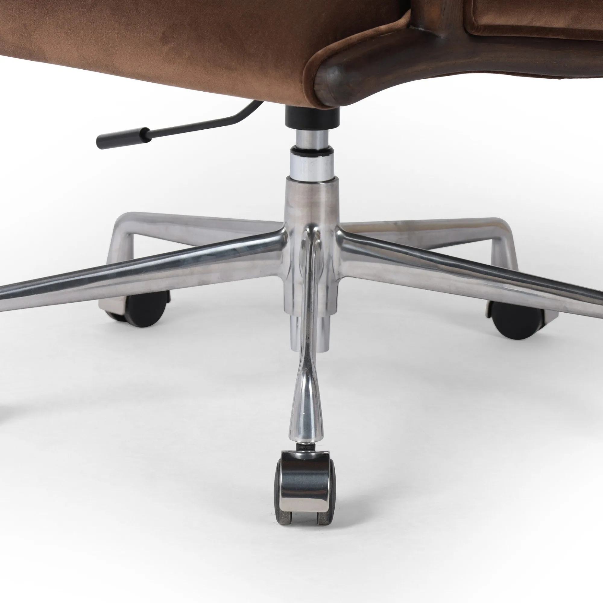 VND6200 Four Hands, LLC Andy Desk Chair