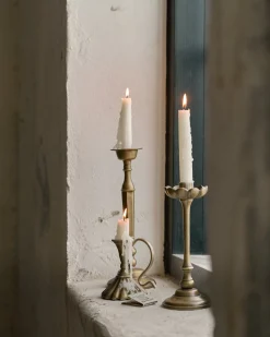 VND8923 HOME DÉCOR Anna Antique Brass Taper Holder