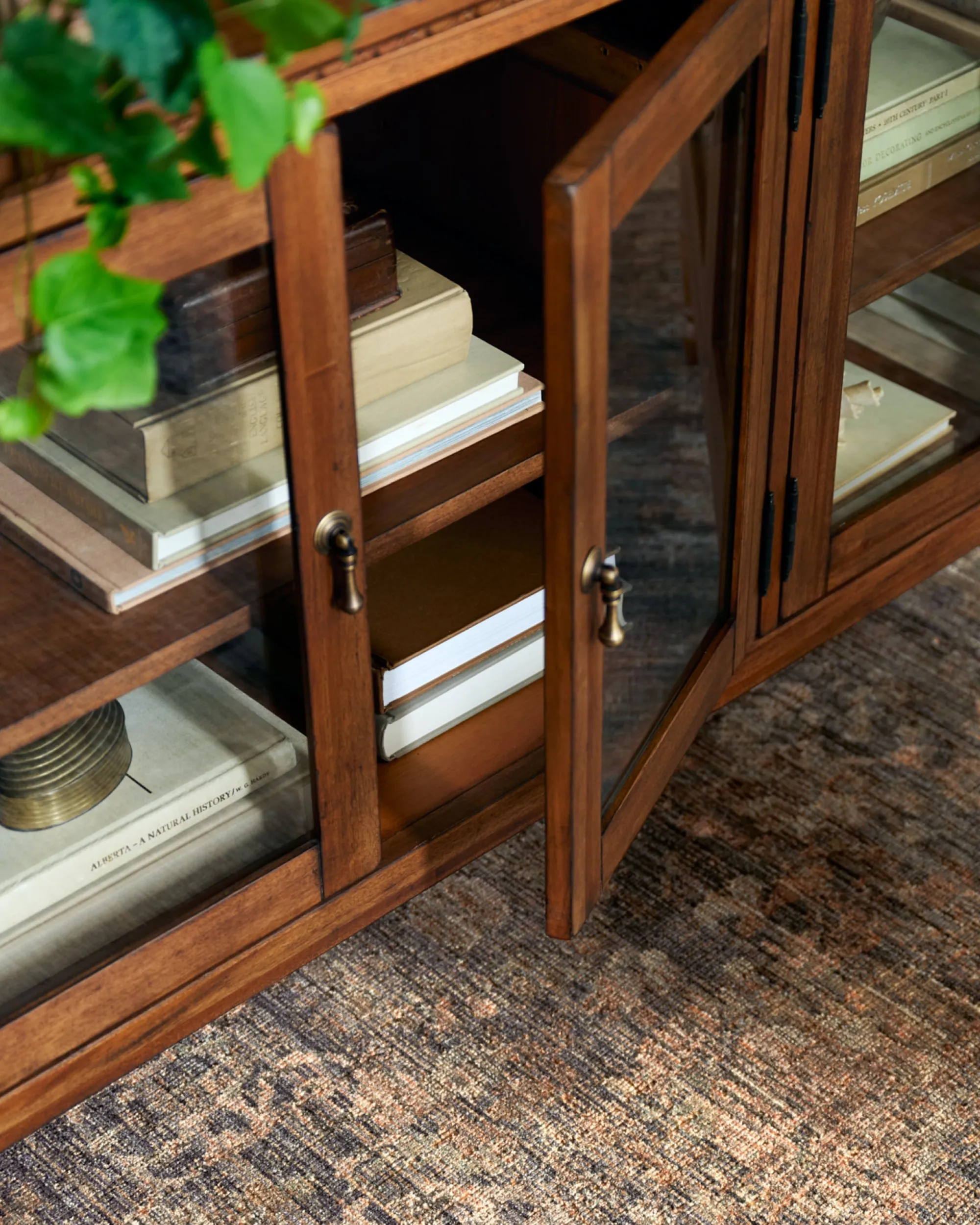 VND6475 StyleCraft Home Collection Annette Media Console