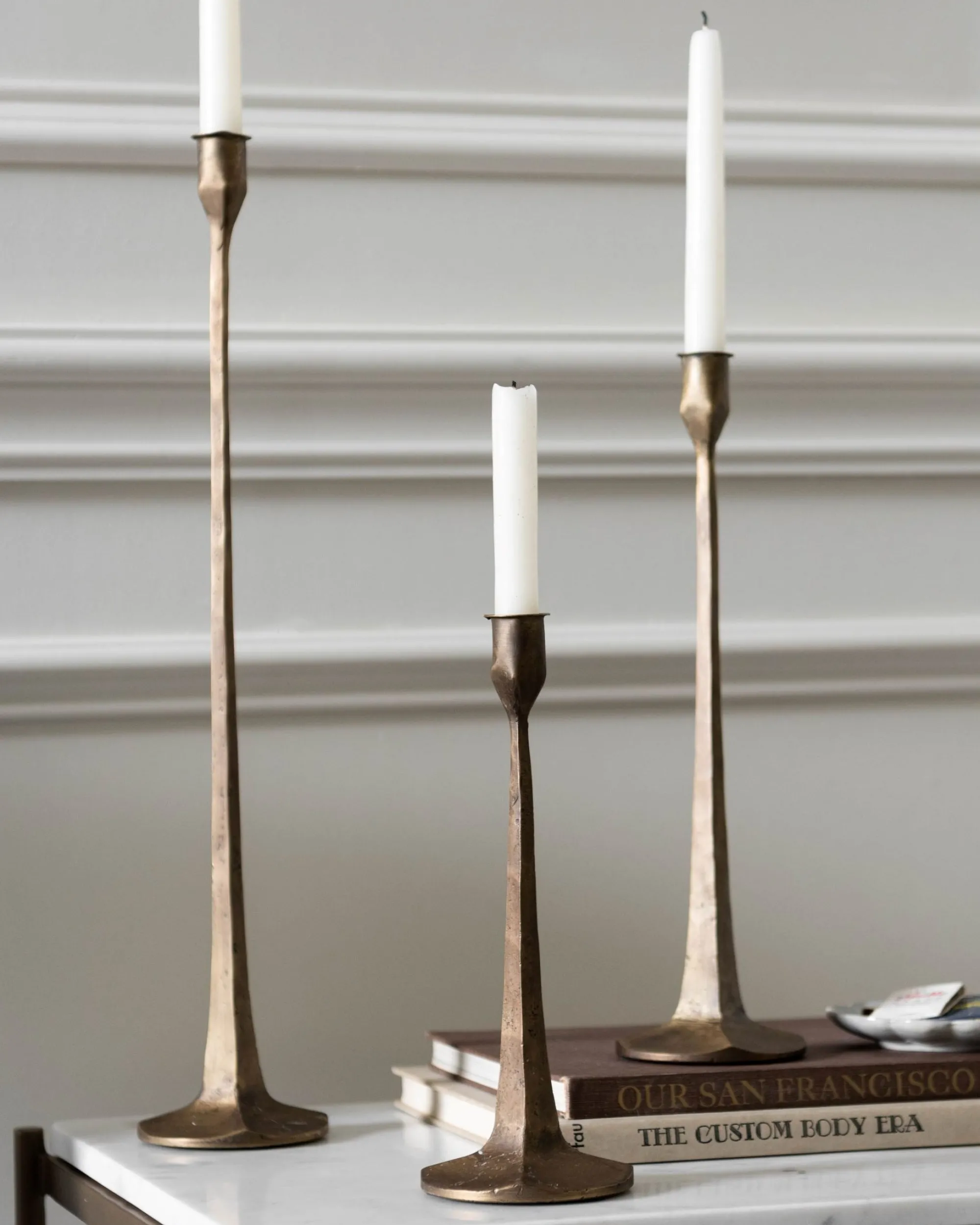 VND7974 Guru Creations Antique Brass Gatecrest