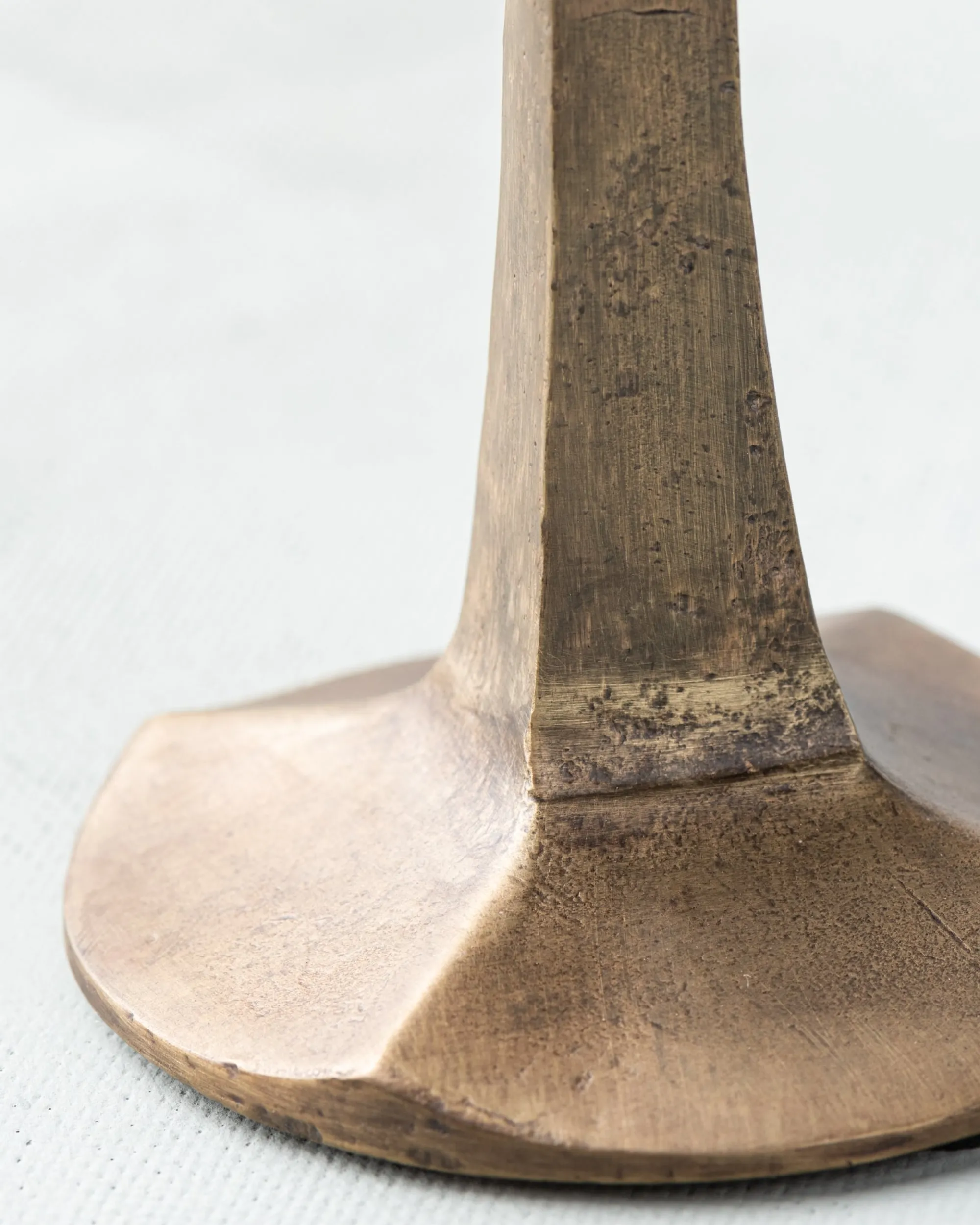 VND7974 Guru Creations Antique Brass Gatecrest