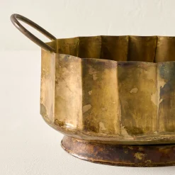VND0207 Sullivan's Antique Brass Planter with Handles