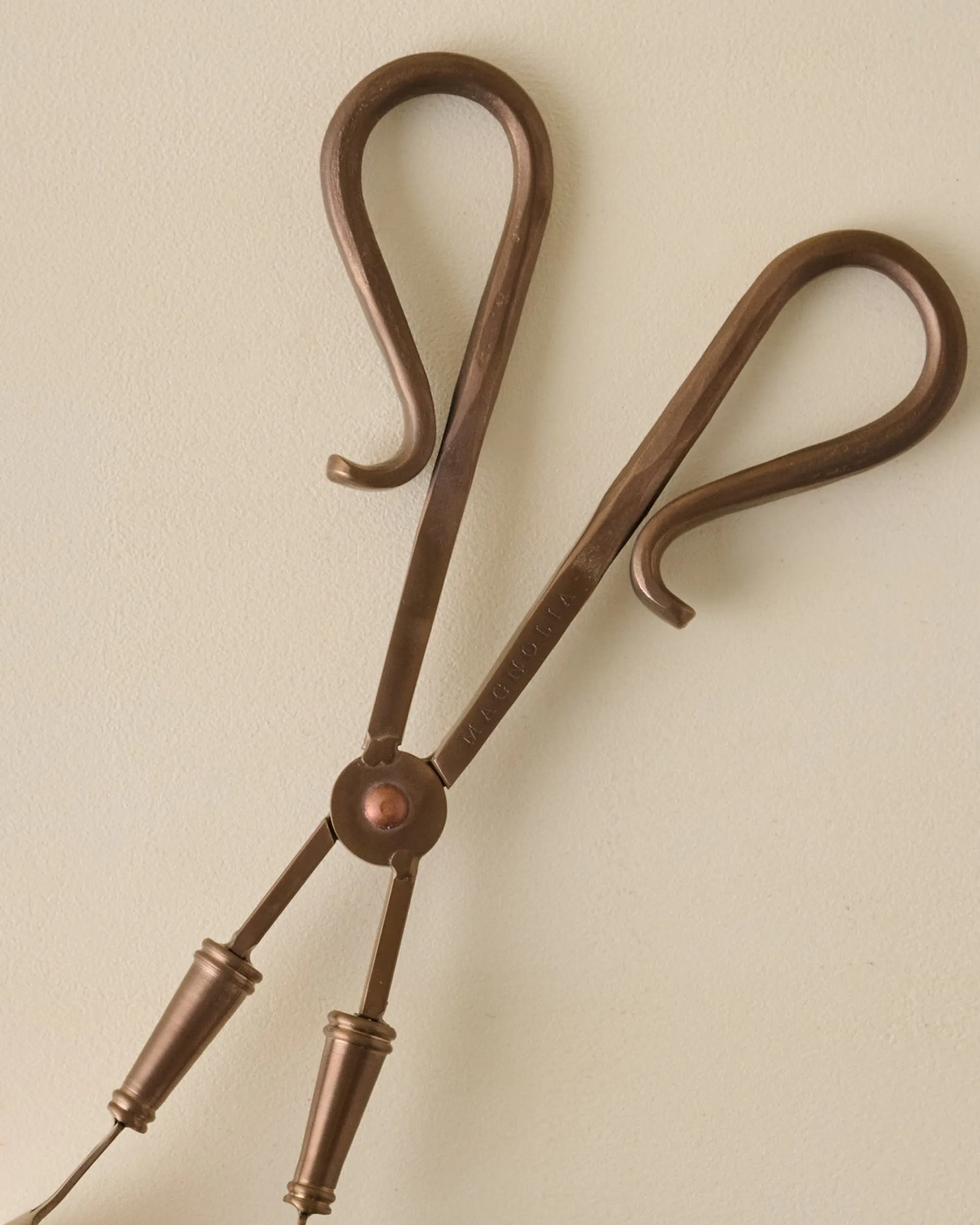 VND6715 VENUS IMPEX Antique Copper Serving Tongs