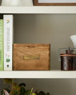 VND6622 ARVIND EXPO-CRAFTS Antiqued Wood Recipe Box