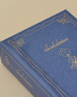 VND0164 Creative Co-op Inc Antique Inspired Handcrafted Book Box