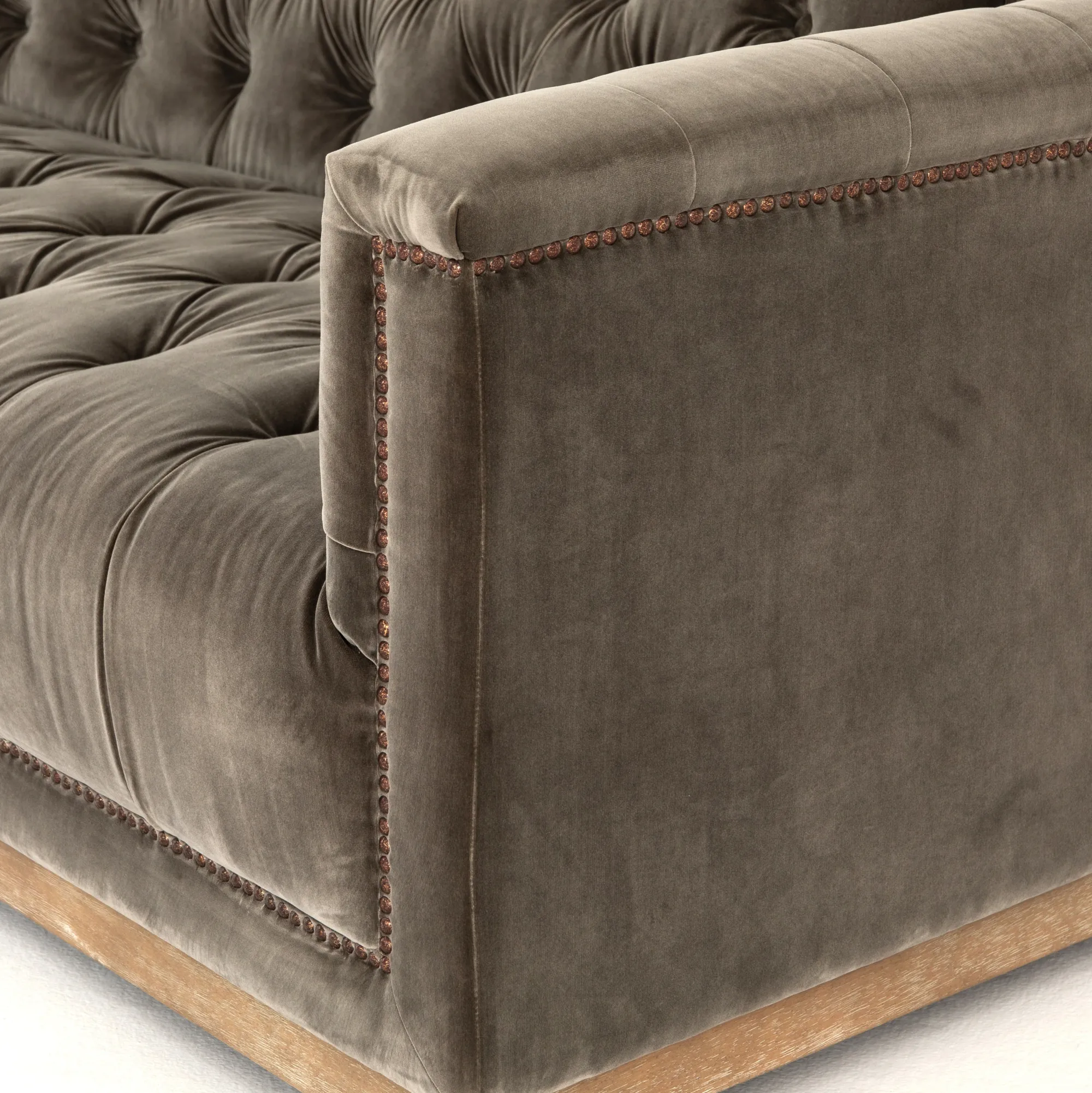 VND6200 Four Hands, LLC Arlo Sofa