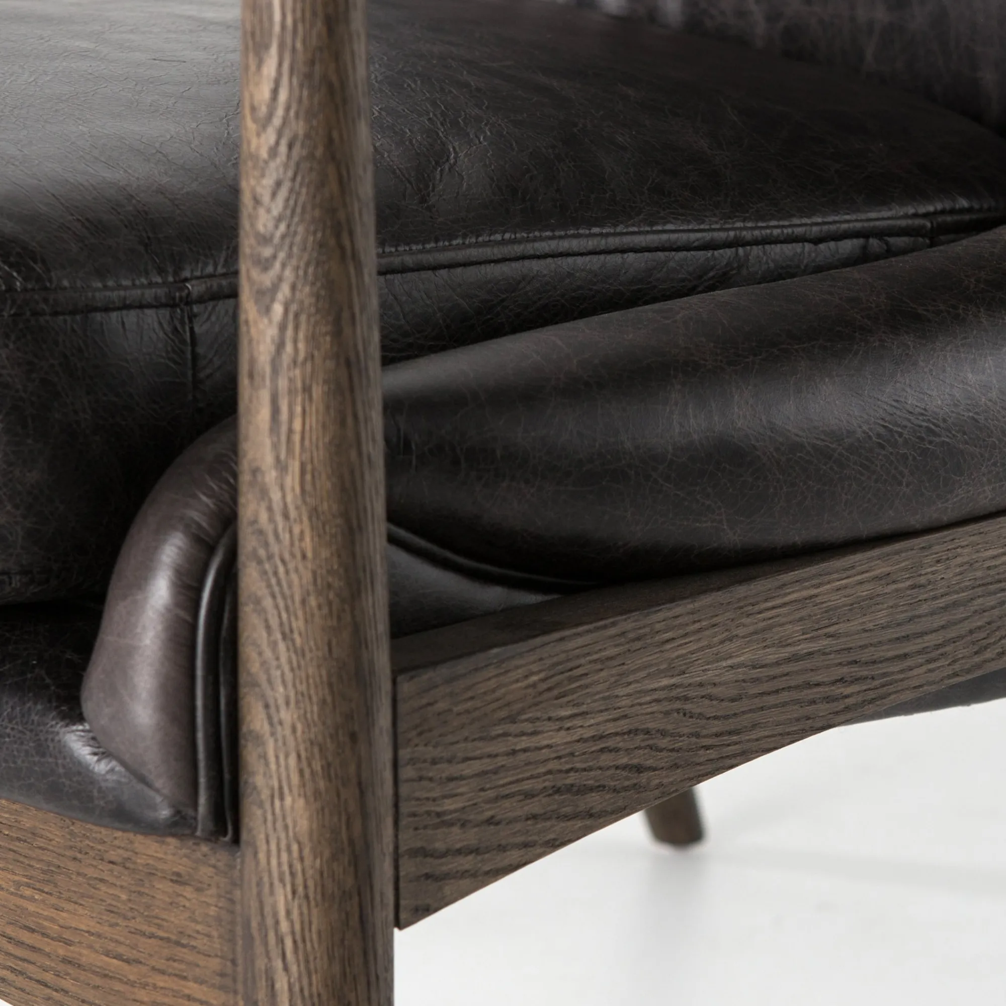 VND6200 Four Hands, LLC Barker Chair