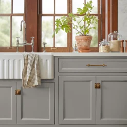 VND0188 Kilz - Masco Coatings Before + After - Trim, Door + Cabinetry Paint