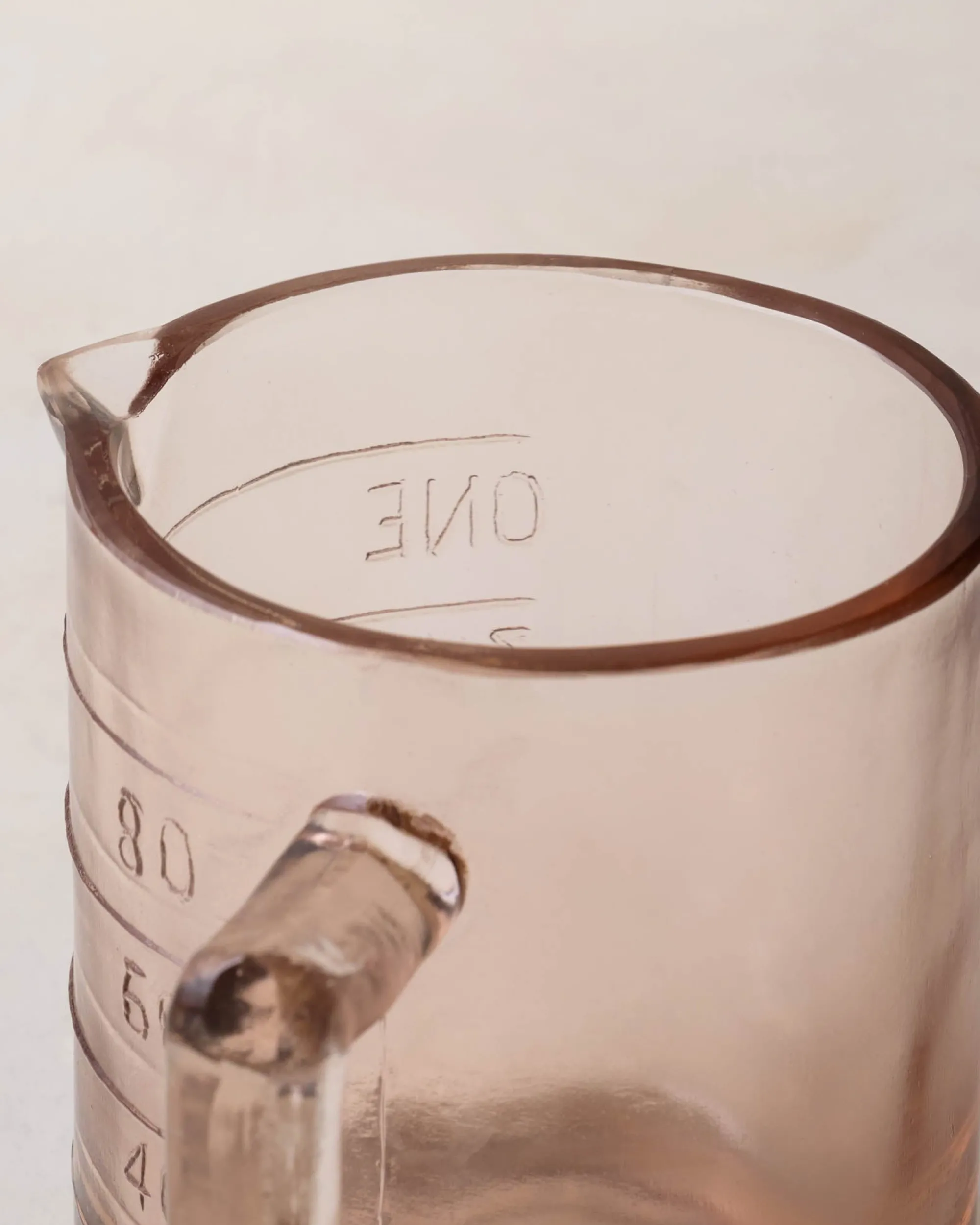 VND6967 S Gopal Overseas Blush One Cup Glass Measuring Cup