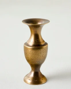 VND7372 ACUBE KRAFT PVT LTD Callin Etched Brass Bud Vase
