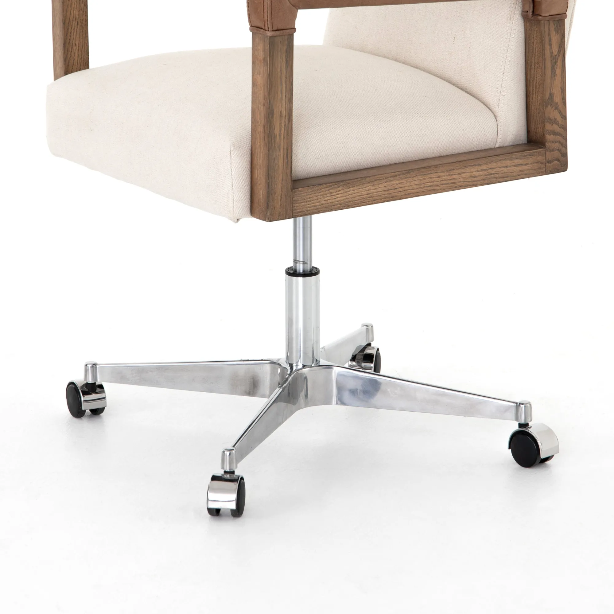 VND6200 Four Hands, LLC Calvin Desk Chair