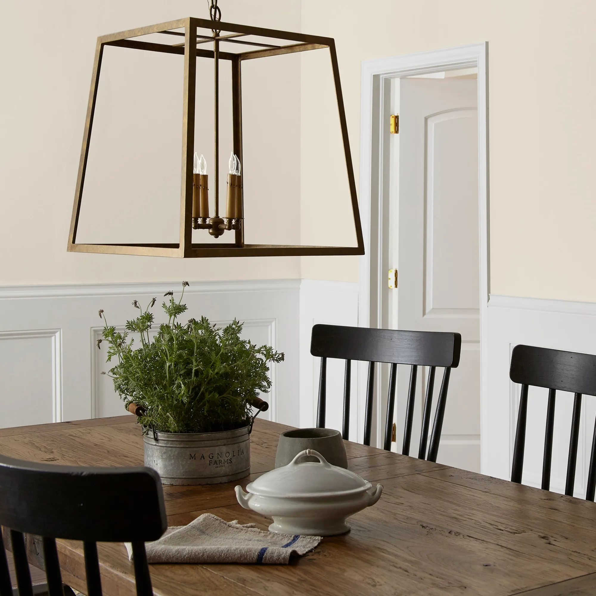 VND0188 Kilz - Masco Coatings Carter Creme - Classic Interior Paint