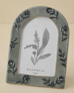 VND0164 Creative Co-op Inc Ceramic Arched Floral Photo Frame