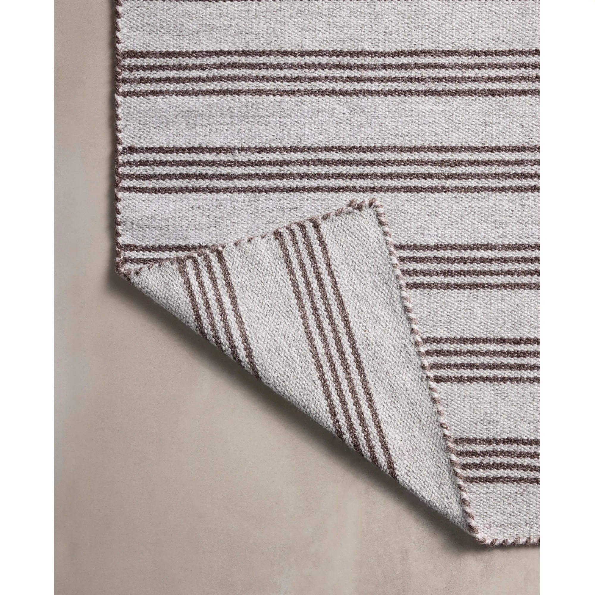 VND0086 Loloi Inc Charlie Silver Bark Rug