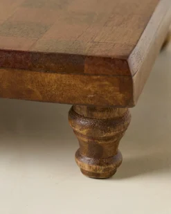 VND8933 B R Overseas Checkered Wood Riser