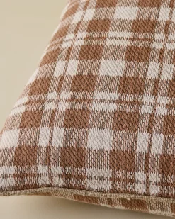 VND8328 FA HOME AND APPAREL PVT LTD Chloe Pillow