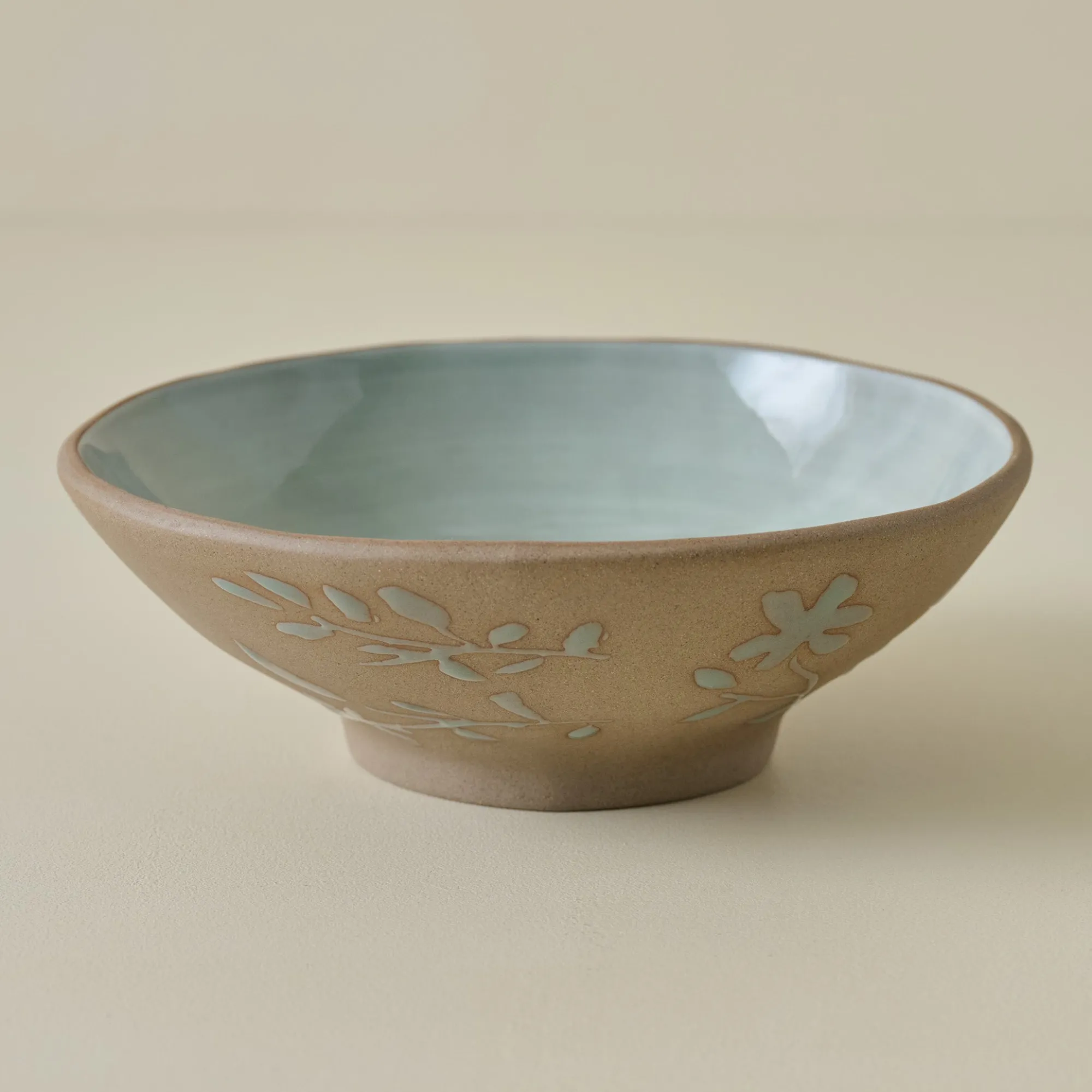VND6562 Chaozhou Highland Crafts Company Ltd Claire Decorative Floral Bowl