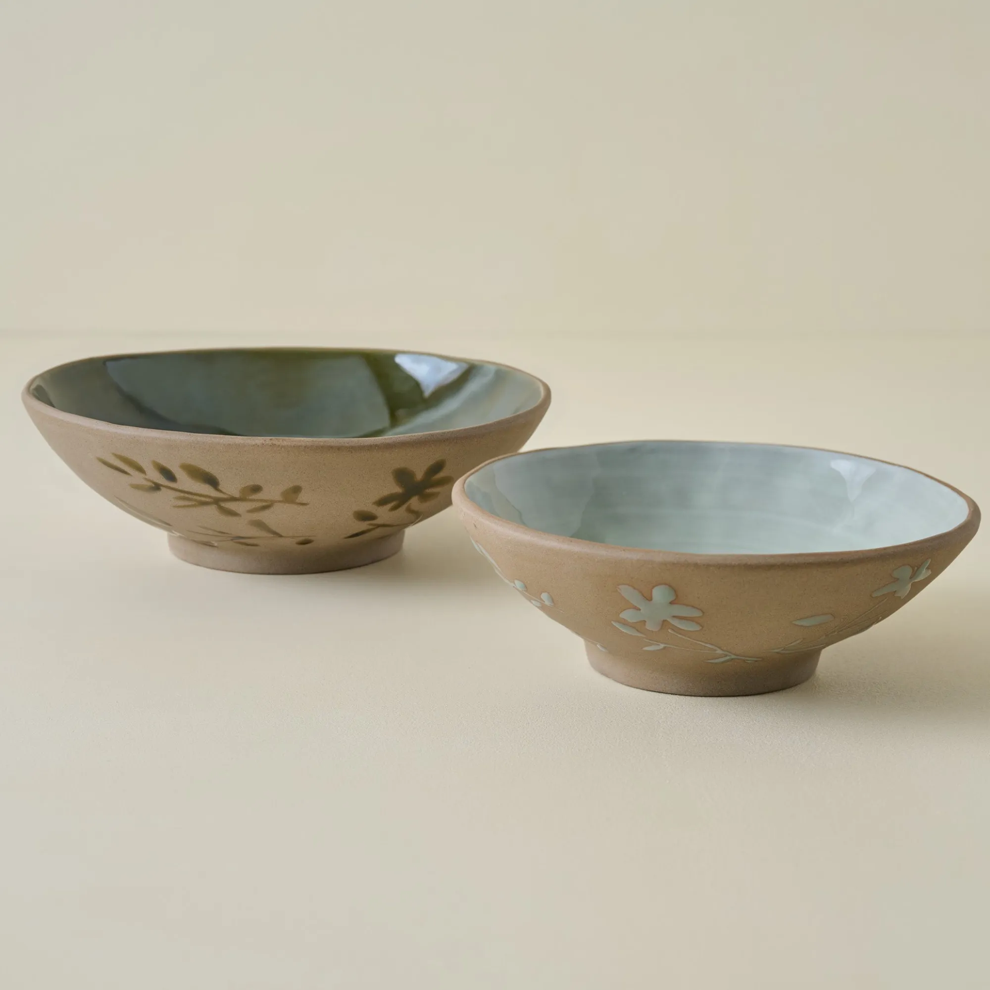 VND6562 Chaozhou Highland Crafts Company Ltd Claire Decorative Floral Bowl