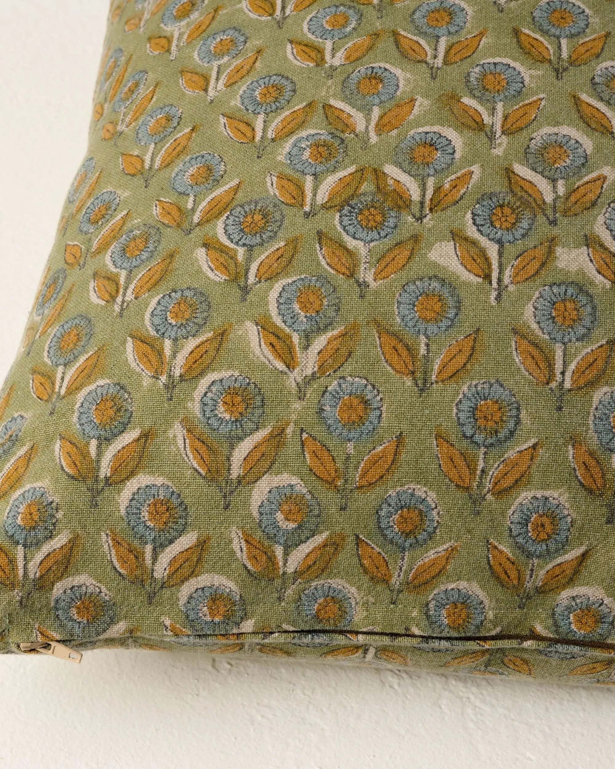 VND8009 Jaipur Arts Claire Floral Printed Pillow