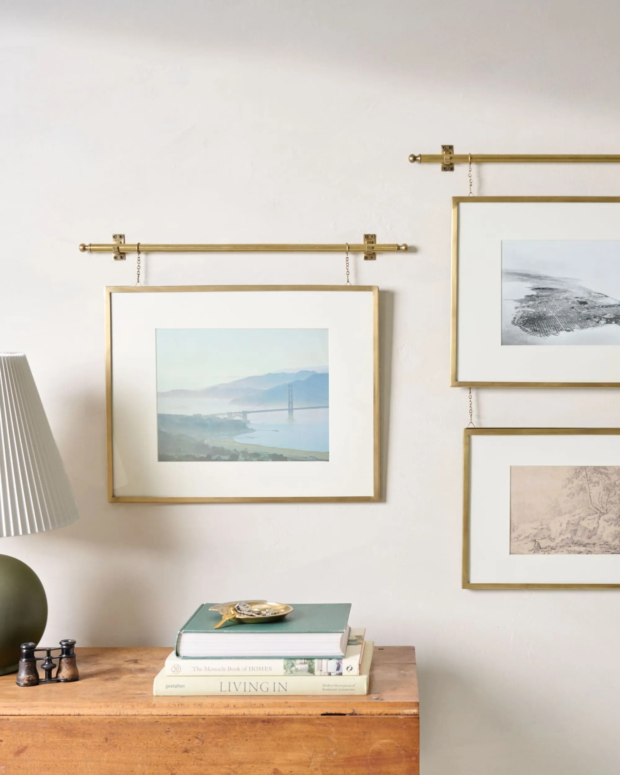 VND8957 ORNATE EXIM HOME PVT LTD Colleen Brass Rail Picture Frame