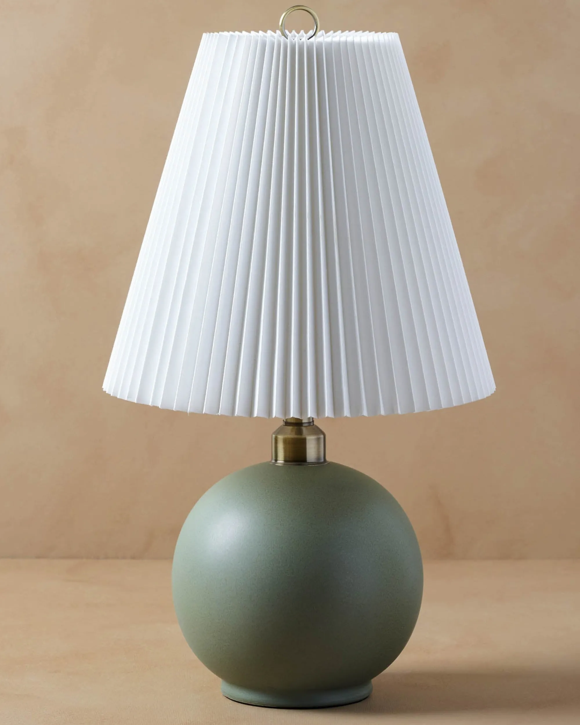 VND6475 StyleCraft Home Collection Corrie Accordion Shade Table Lamp