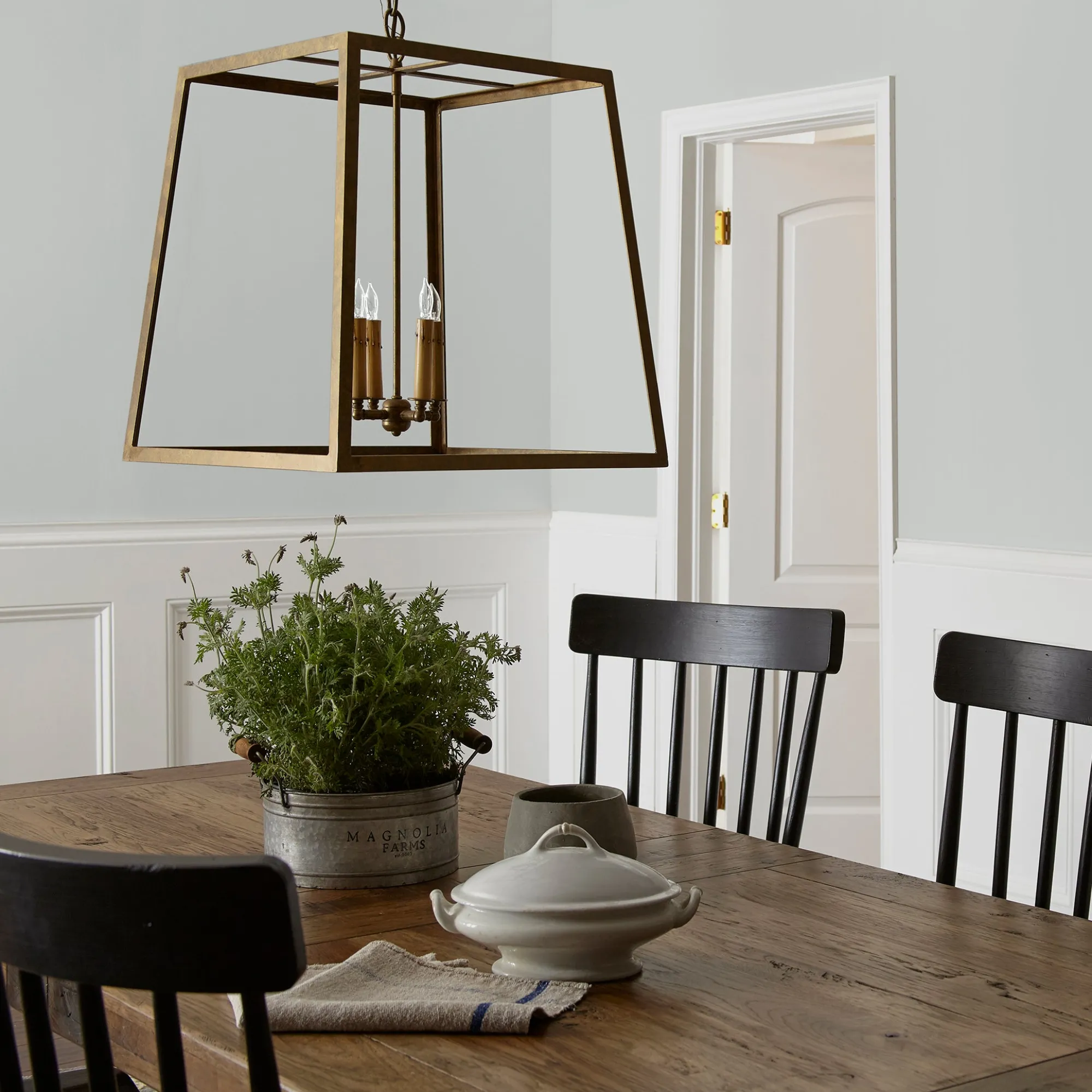 VND0188 Kilz - Masco Coatings Dark Moon - Classic Interior Paint