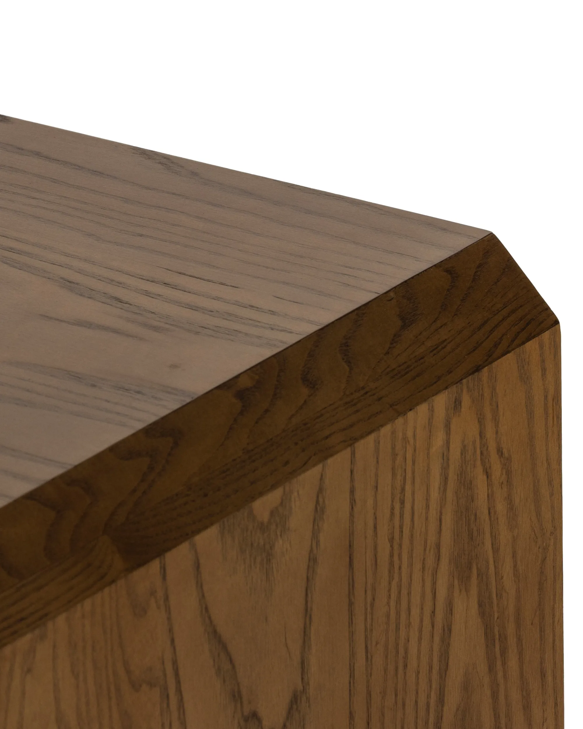 VND6200 Four Hands, LLC Dawn Media Console