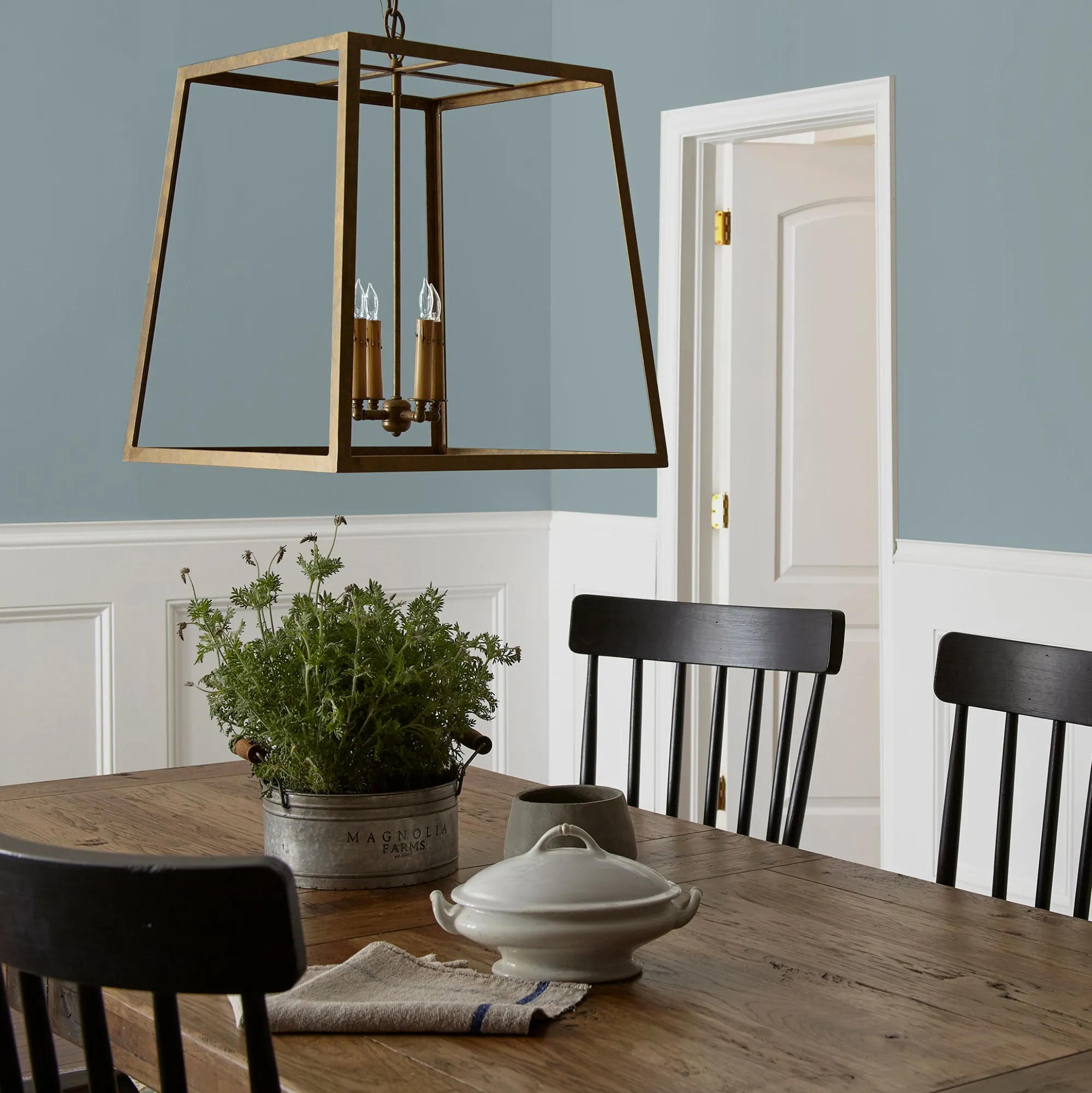 VND0188 Kilz - Masco Coatings Display - Classic Interior Paint