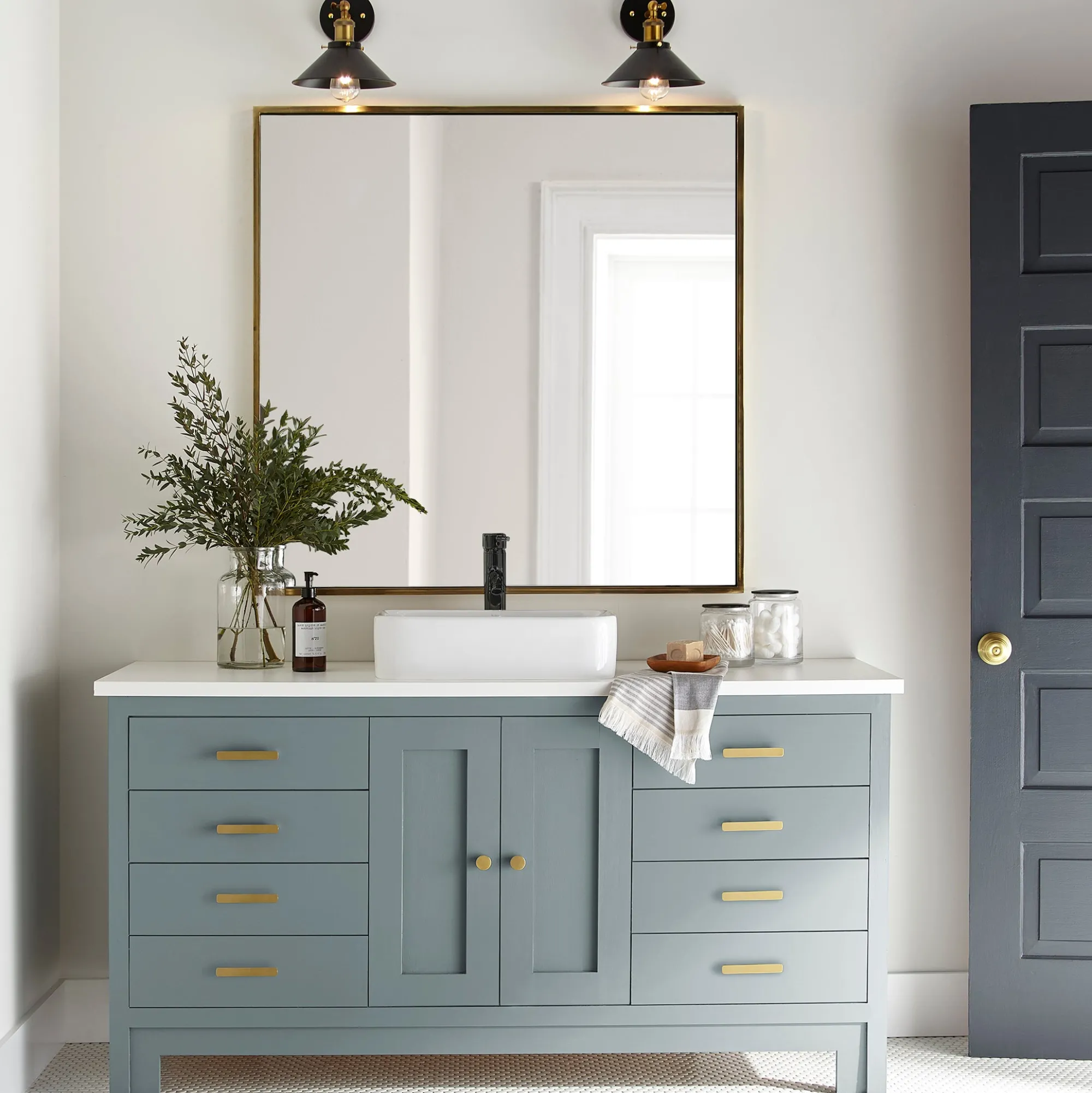 VND0188 Kilz - Masco Coatings Display - Trim, Door + Cabinetry Paint