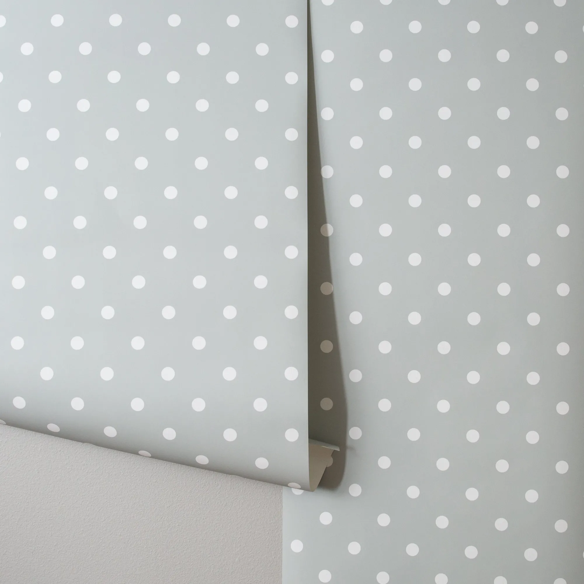 VND2730 York Wallcoverings Dots on Dots Wallpaper