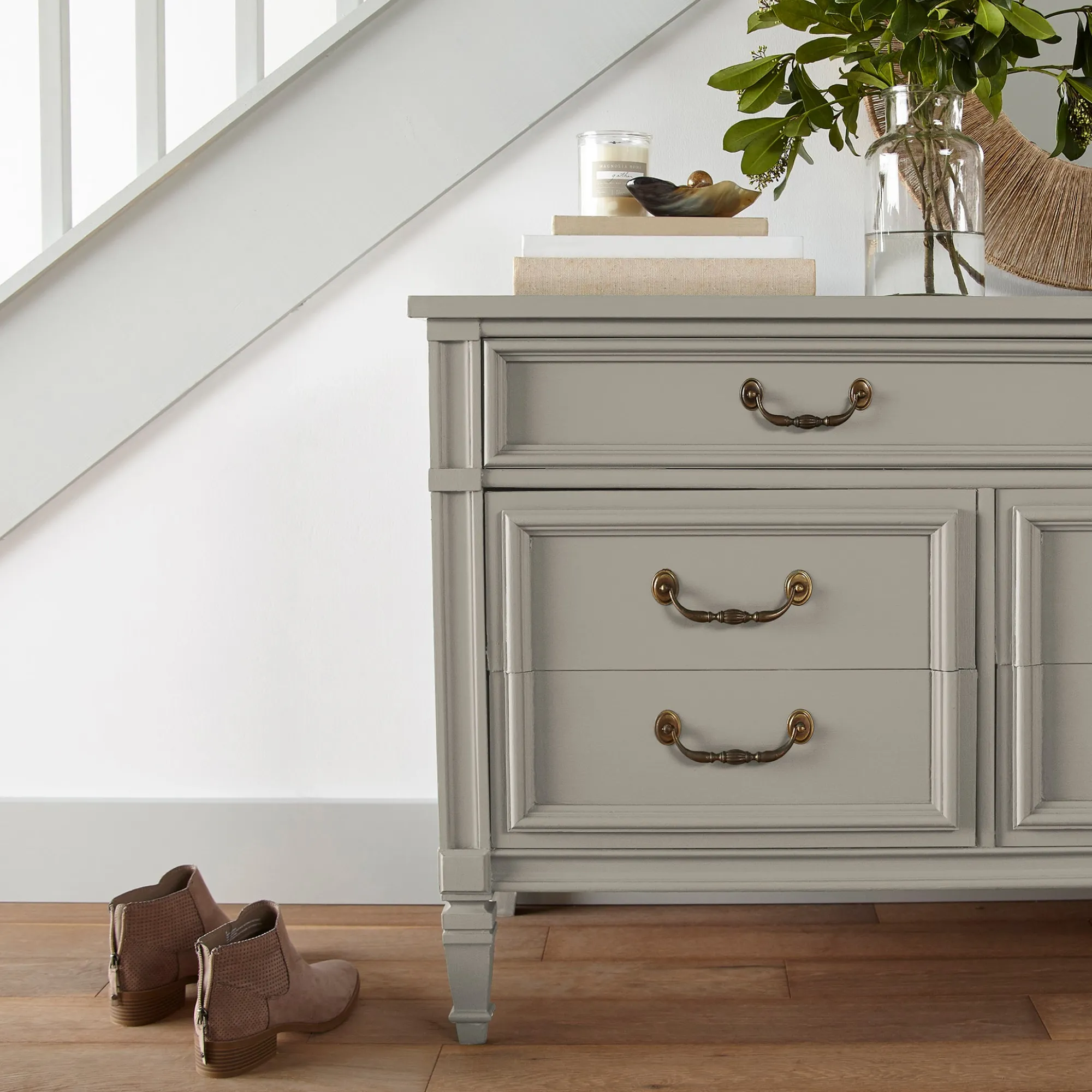 VND0188 Kilz - Masco Coatings Drawing Room - Trim, Door, + Cabinetry Paint