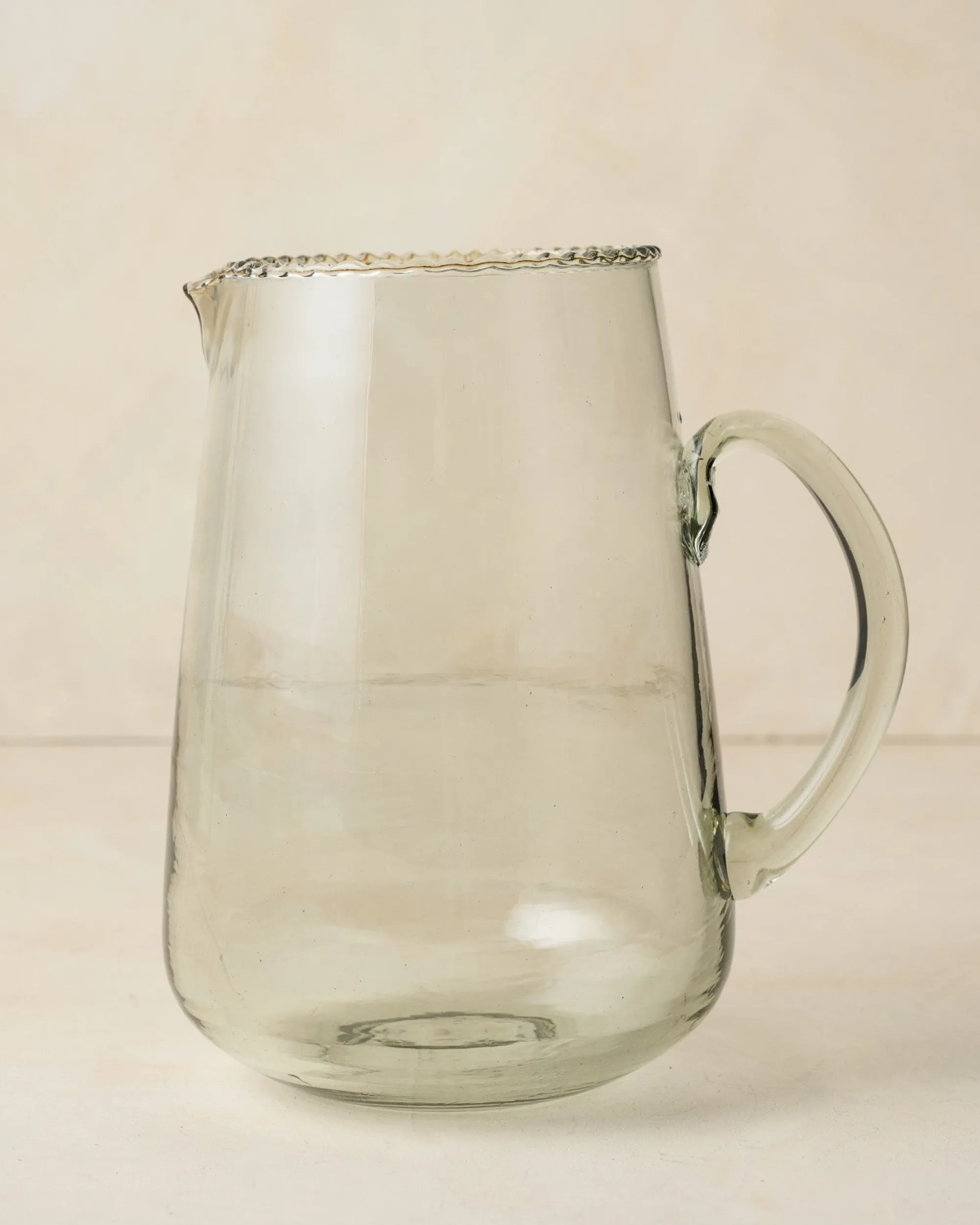 VND0018 Be Home Elizabeth Bottle Cut Pitcher