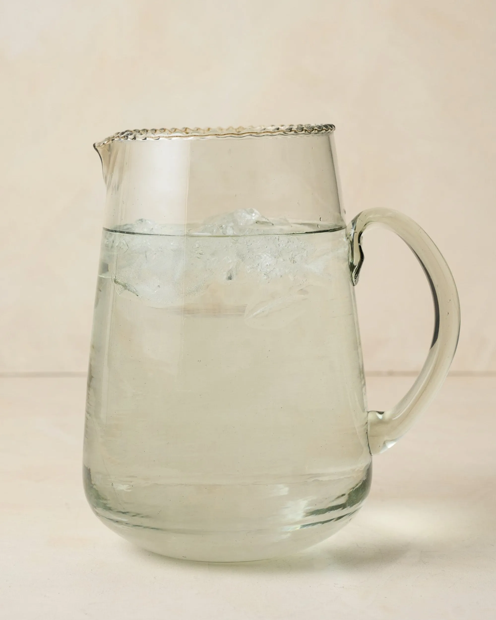 VND0018 Be Home Elizabeth Bottle Cut Pitcher