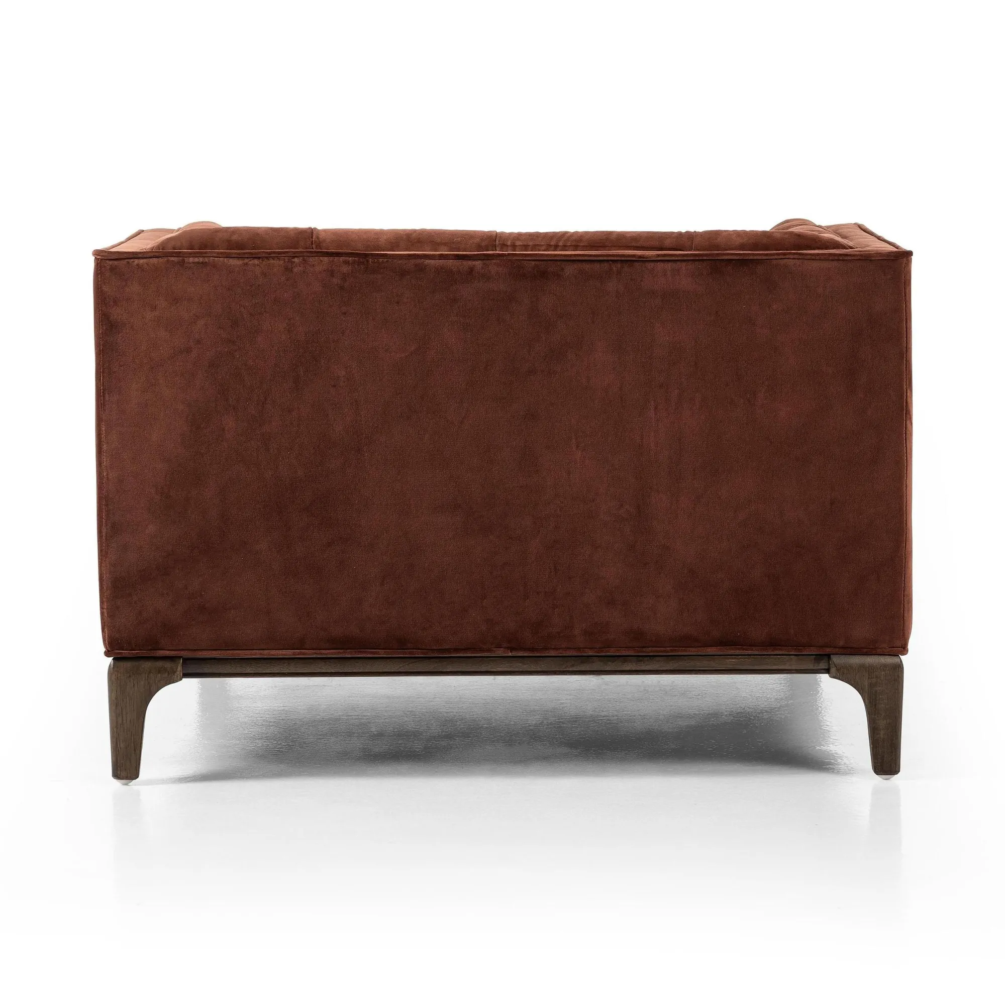 VND6200 Four Hands, LLC Elsie Chaise