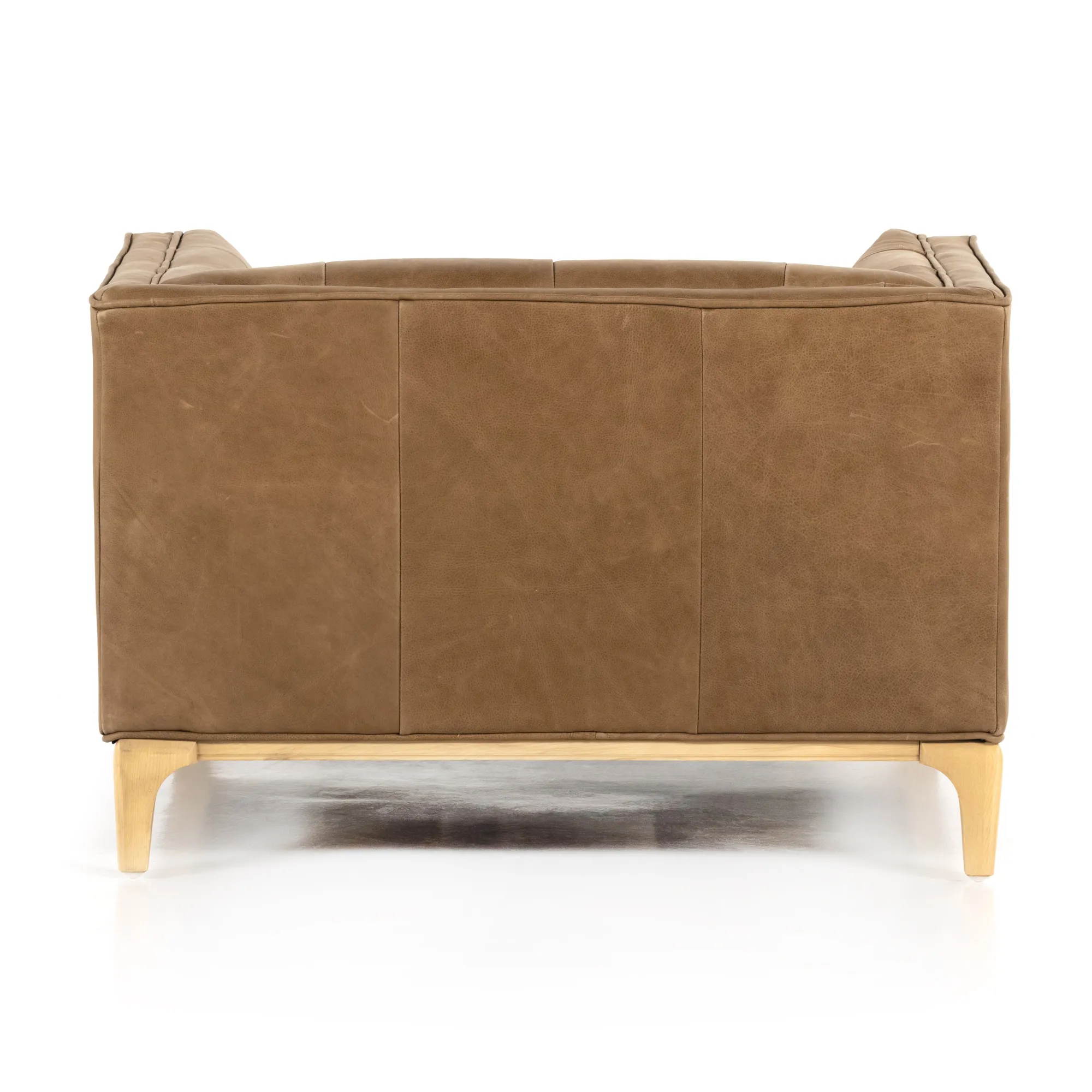 VND6200 Four Hands, LLC Elsie Chaise