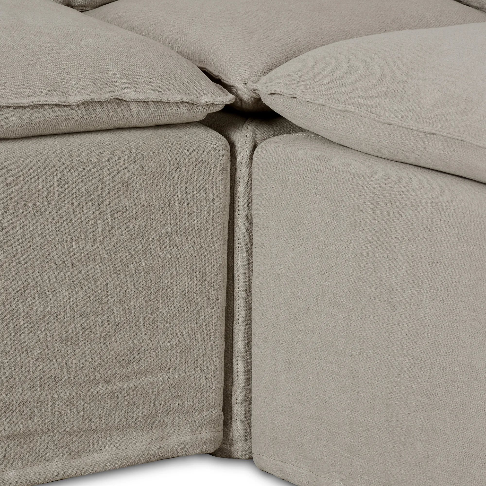 VND6200 Four Hands, LLC Erica Slipcover Dining Banquette