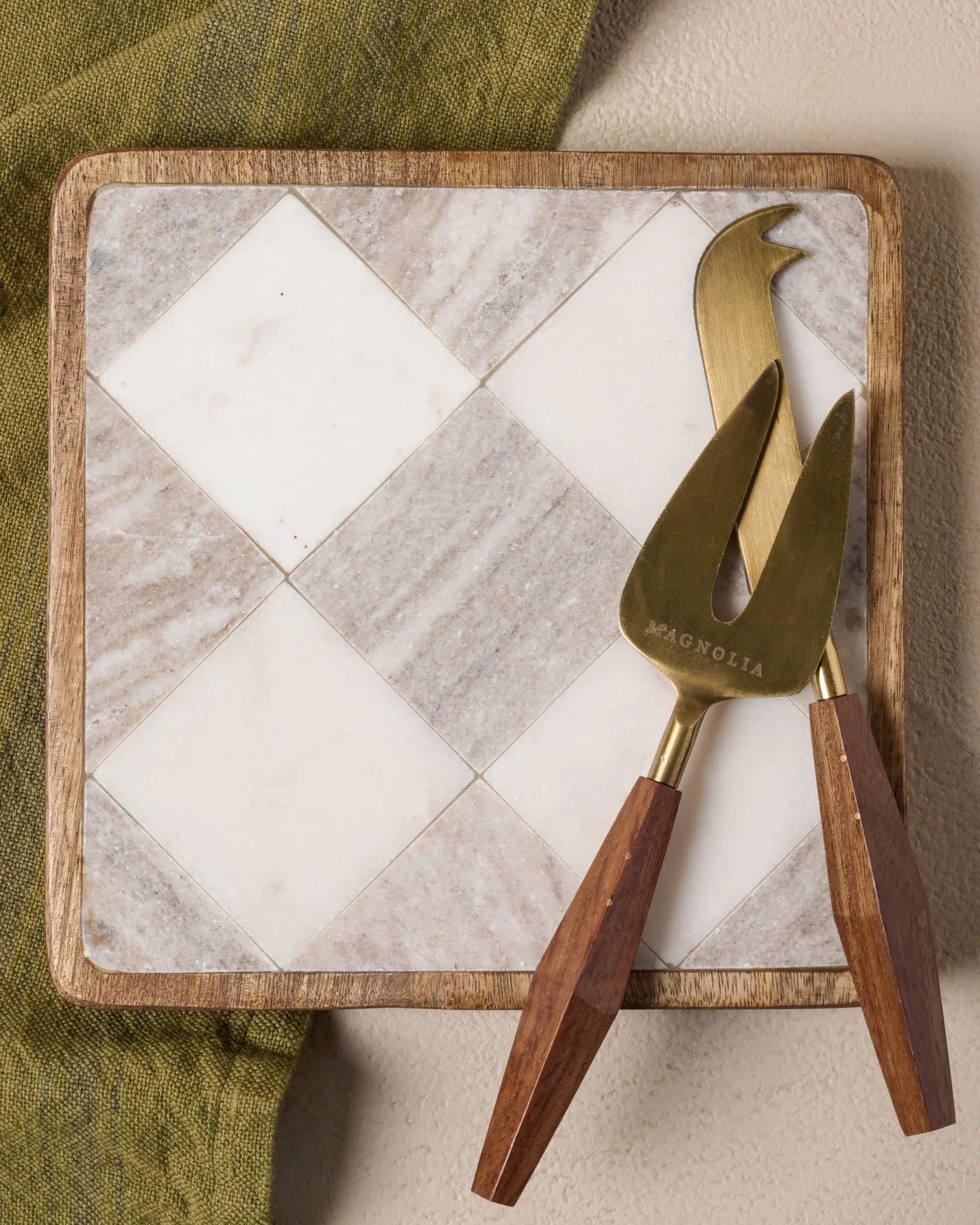 VND8336 SINGHANIA MARBLES PVT.LTD. Everett Checkered Marble Trivet