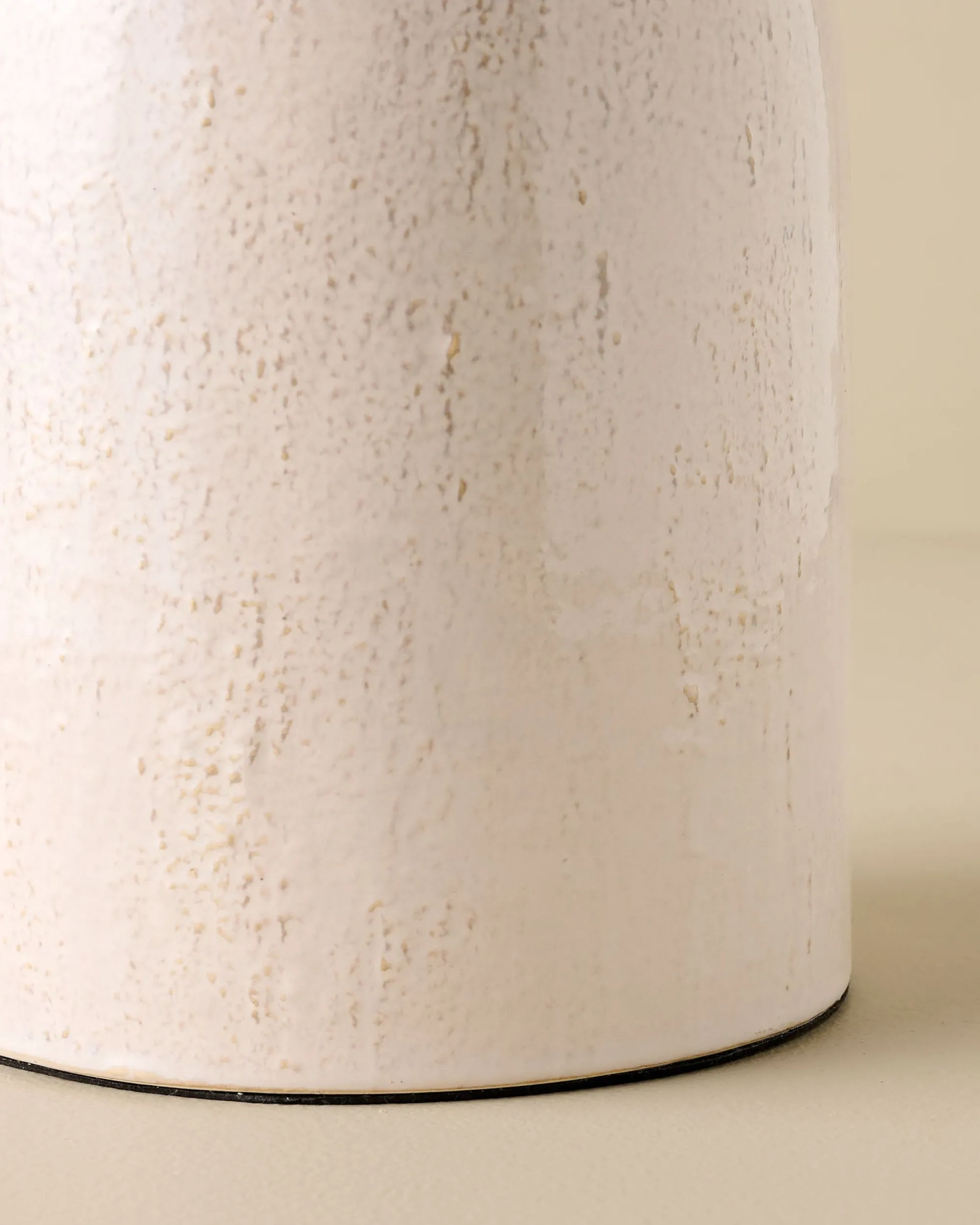 VND6475 StyleCraft Home Collection Farrah Table Lamp - Textured Cream