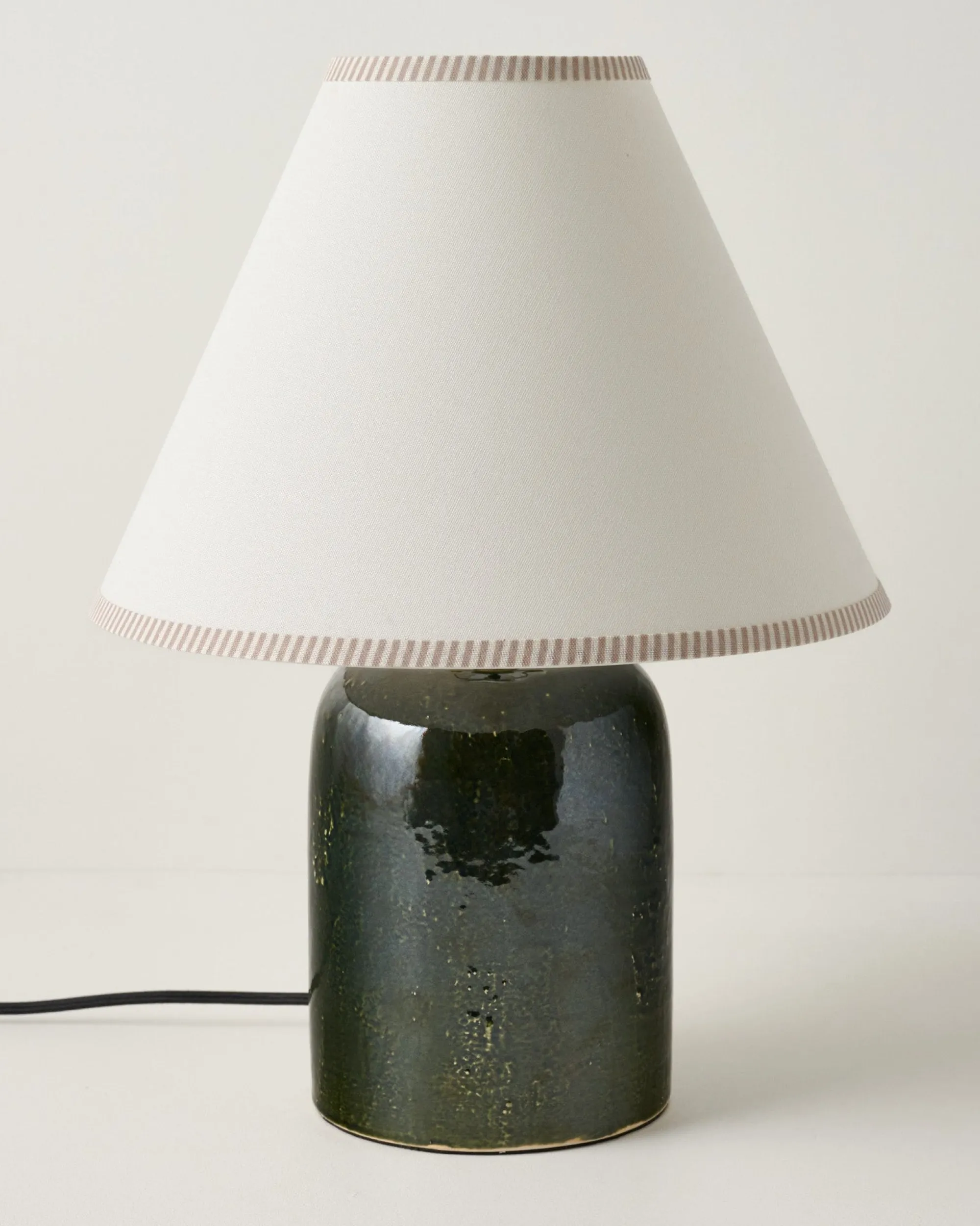 VND6475 StyleCraft Home Collection Farrah Table Lamp - Textured Green