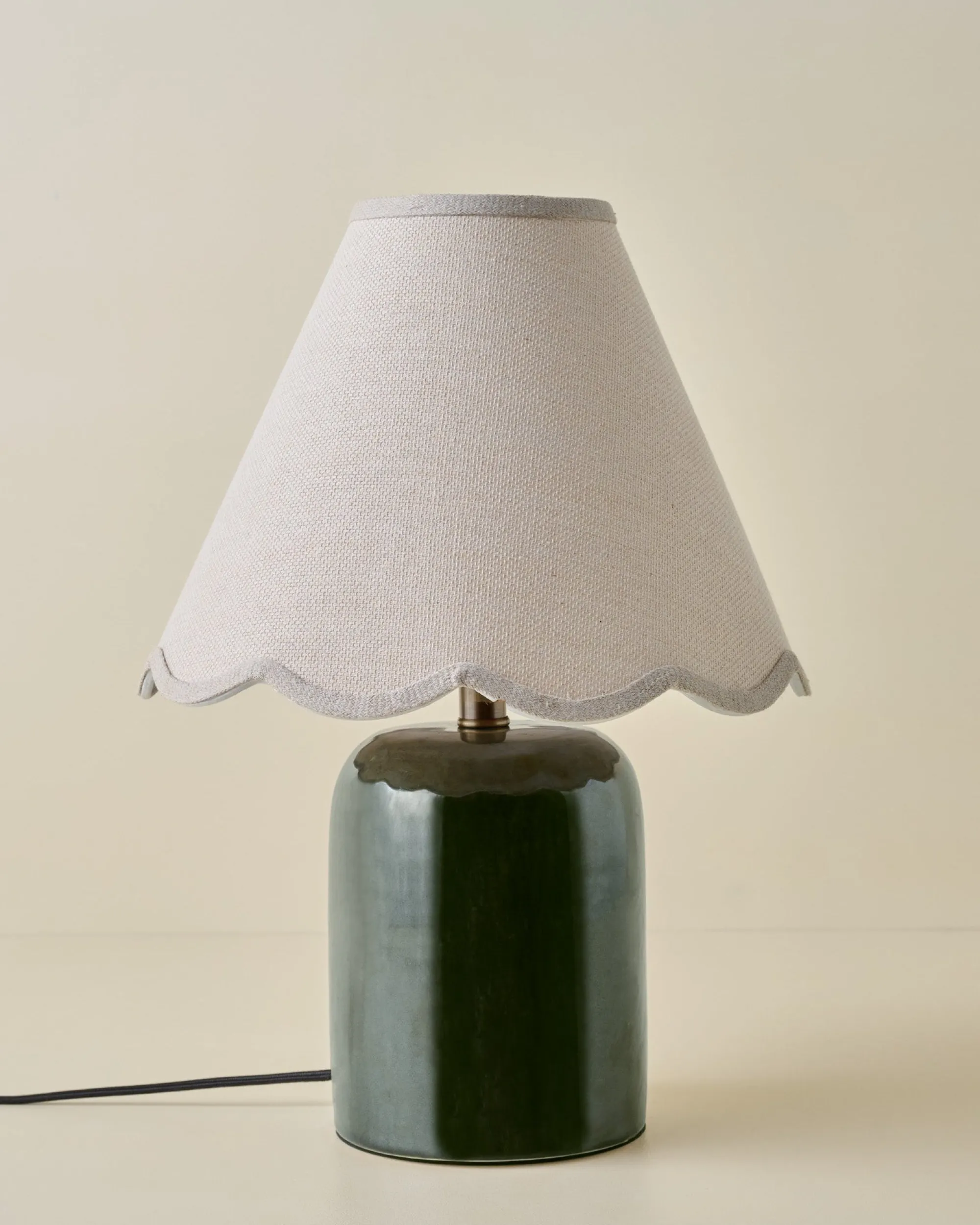 VND6475 StyleCraft Home Collection Farrah Table Lamp - Textured Green