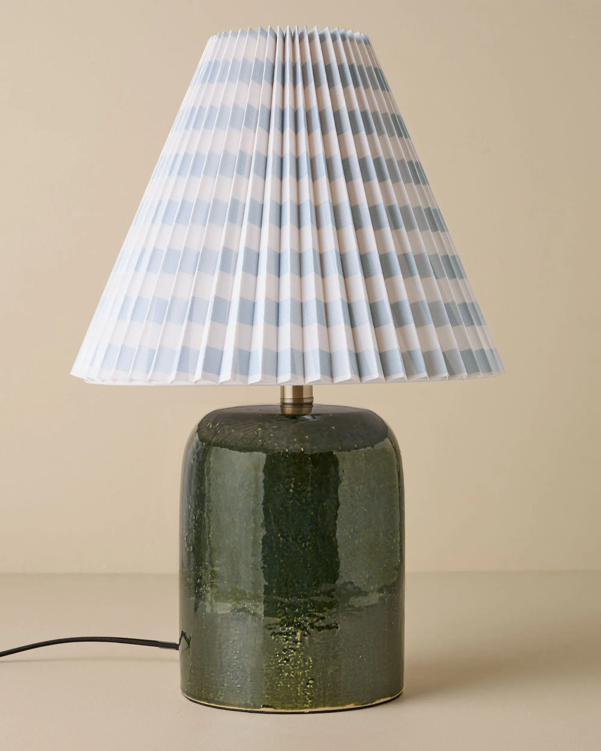 VND6475 StyleCraft Home Collection Farrah Table Lamp - Textured Green