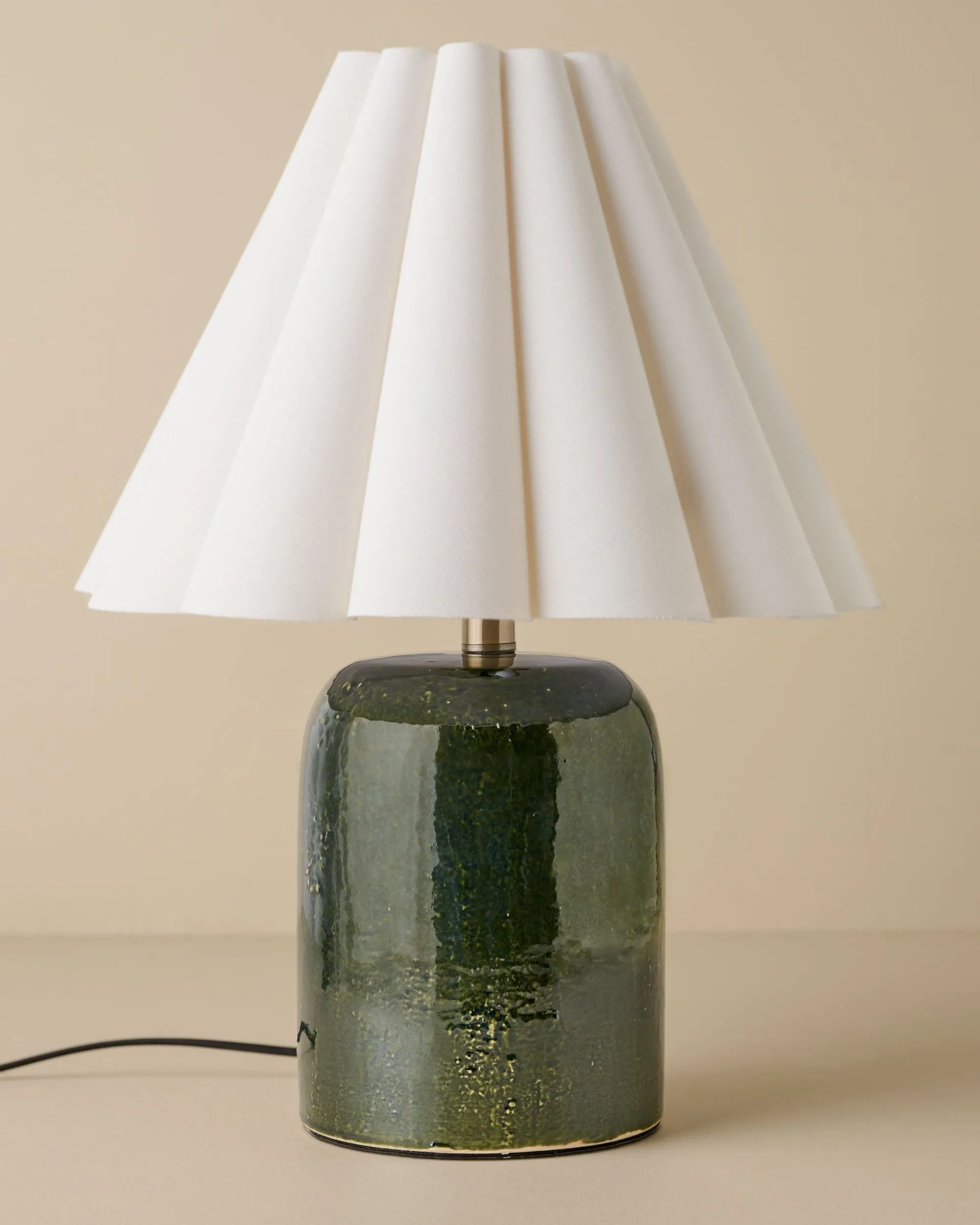 VND6475 StyleCraft Home Collection Farrah Table Lamp - Textured Green