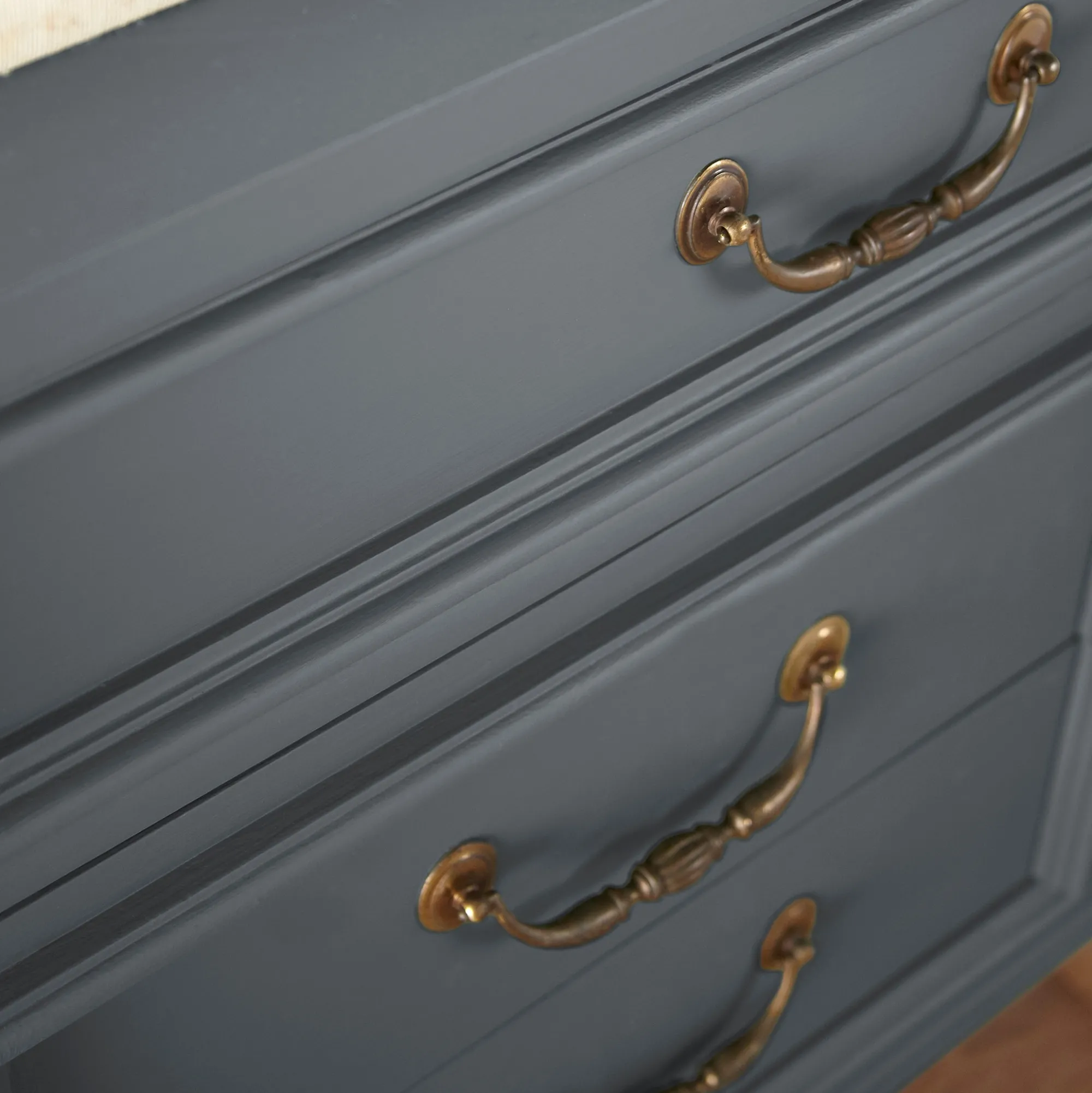 VND0188 Kilz - Masco Coatings Fine Black - Trim, Door + Cabinetry Paint