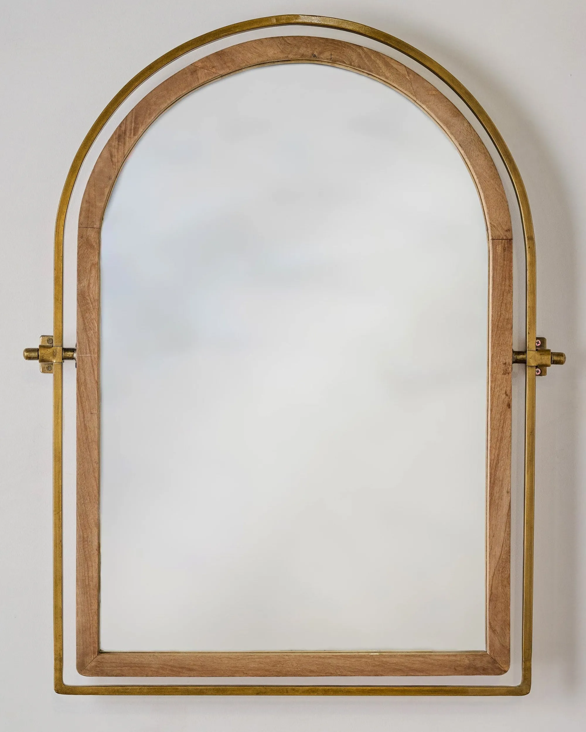 VND6844 Prince Art Exporter Flora Arched Mirror