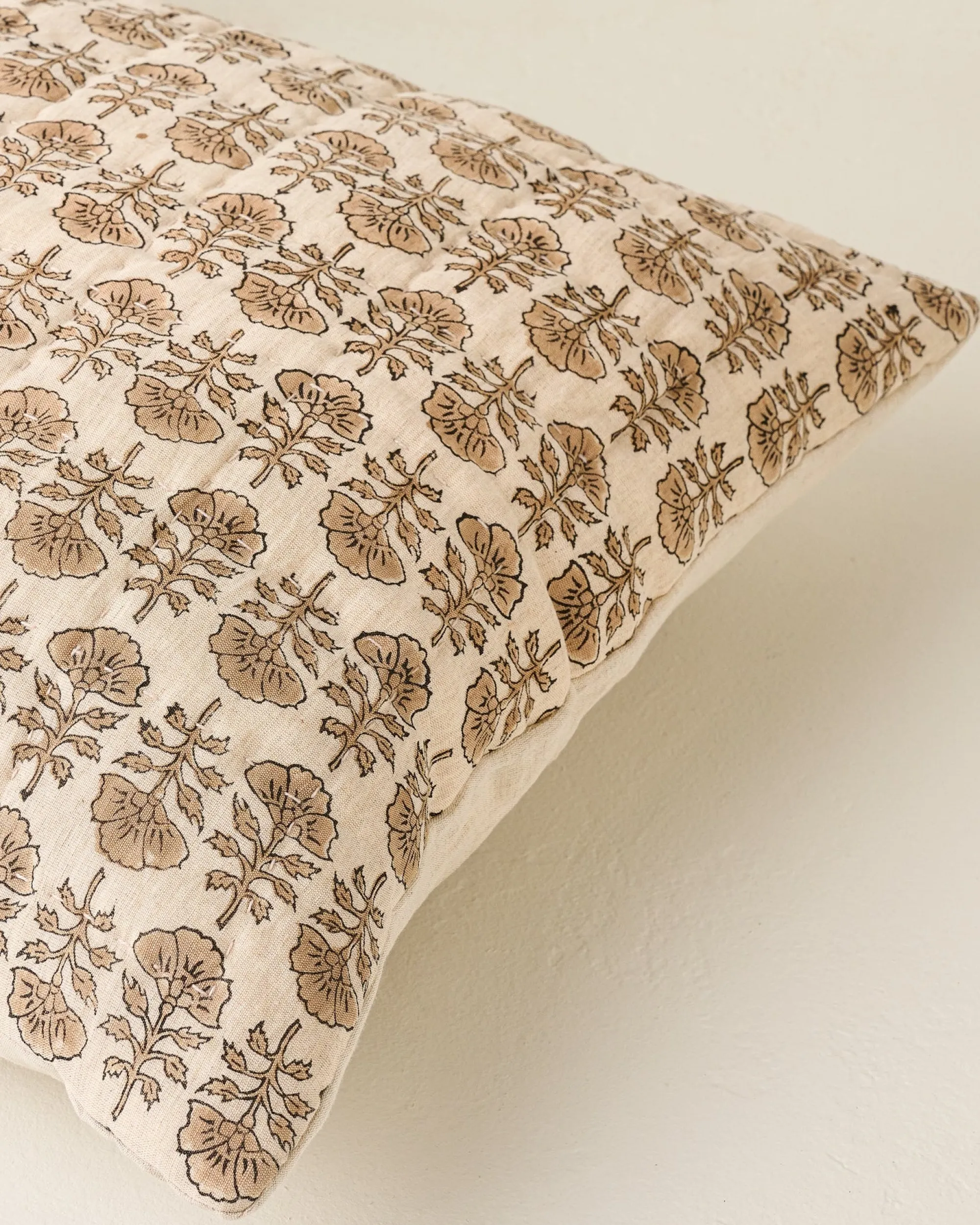VND7018 Makerspalm, LLC Flora Block Print Pillow Sham - Natural