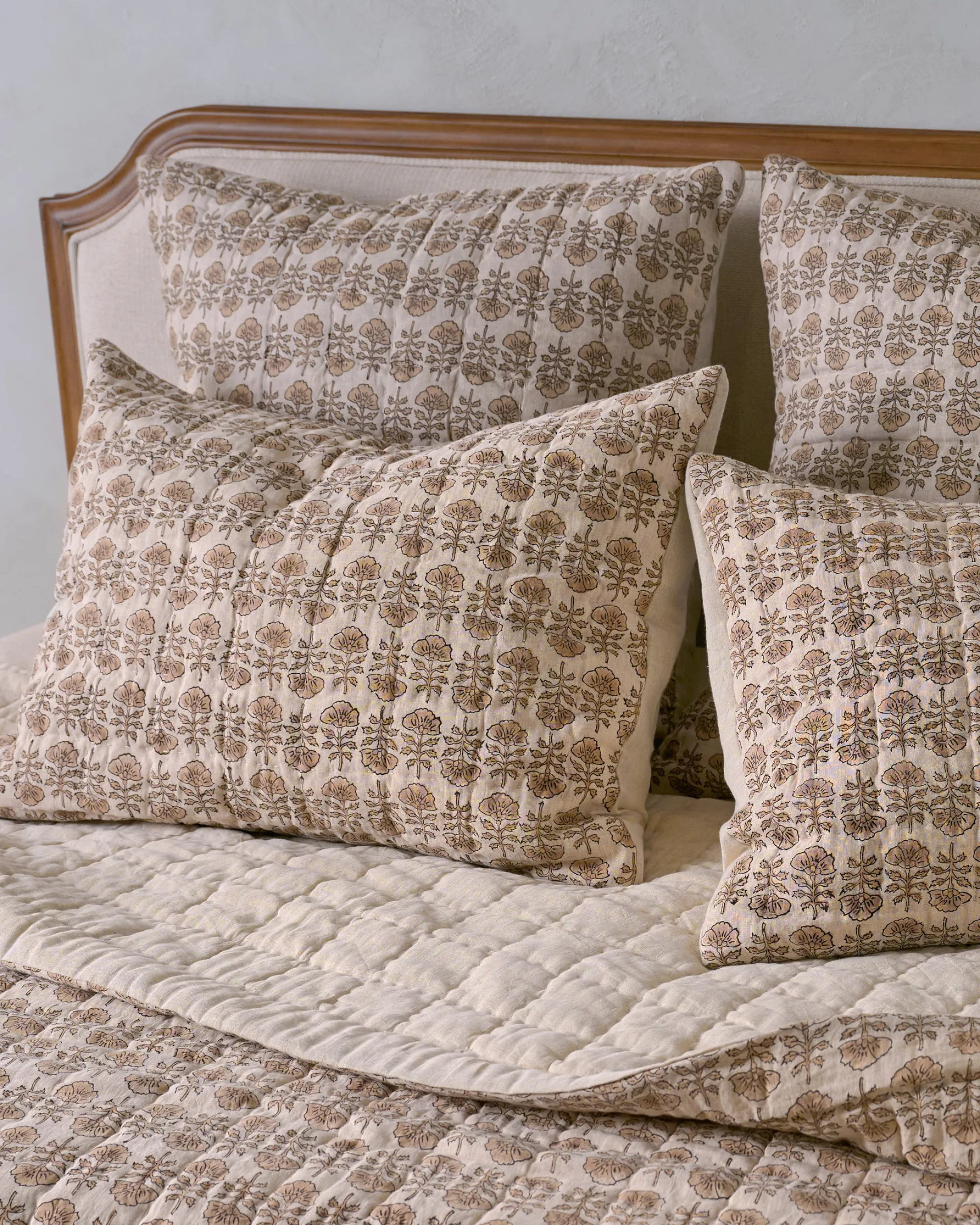 VND7018 Makerspalm, LLC Flora Block Print Pillow Sham - Natural