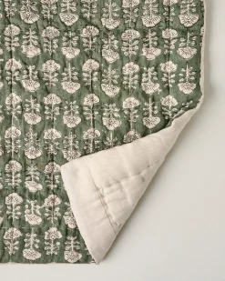 VND7018 Makerspalm, LLC Flora Block Print Quilt - Dusty Green