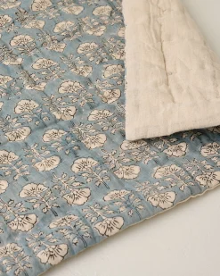 VND7018 Makerspalm, LLC Flora Block Print Quilt - Silver Blue