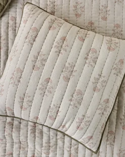 Magnolia Floral Jacquard Kantha Quilt + Sham Set (King)